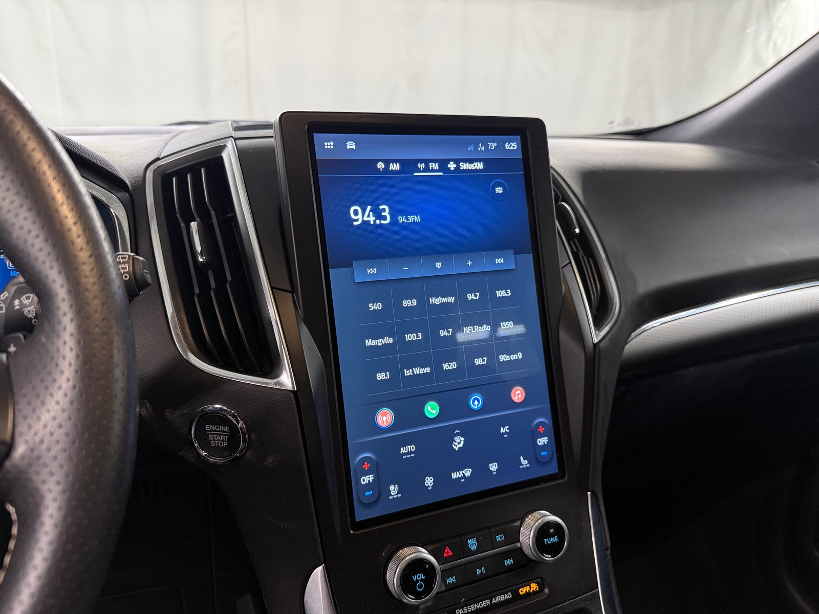 Thumbnail: 2021 Ford Edge - 3