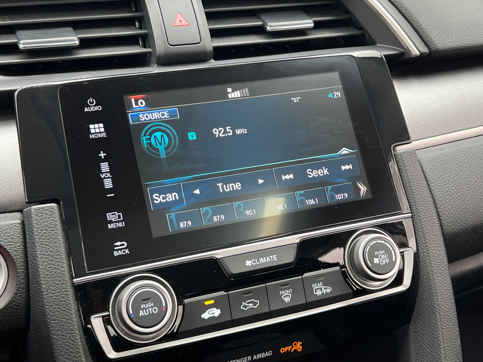 Thumbnail: 2016 Honda Civic - 4