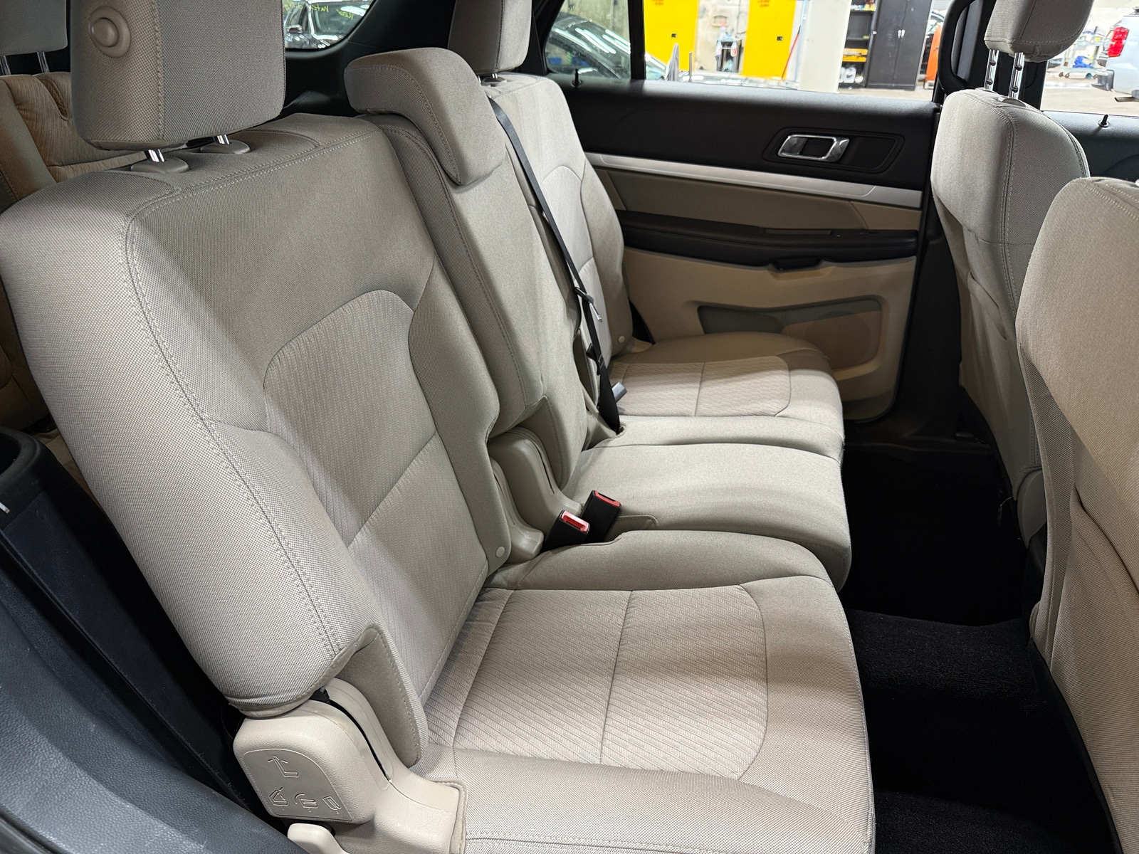 Thumbnail: 2019 Ford Explorer - 6