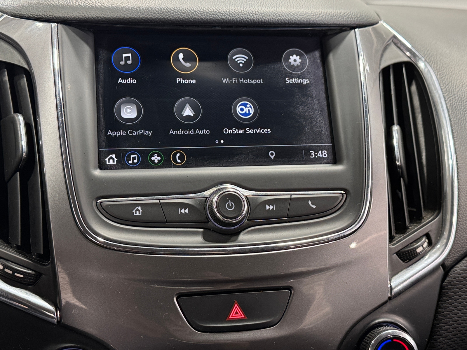 Thumbnail: 2019 Chevrolet Cruze - 4