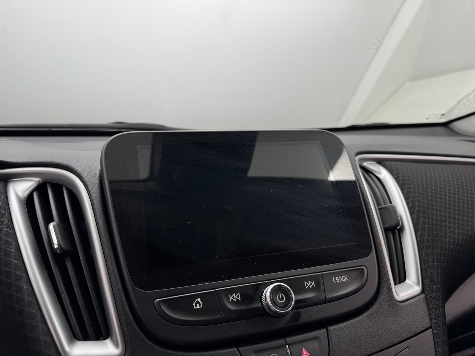 Thumbnail: 2024 Chevrolet Malibu - 4