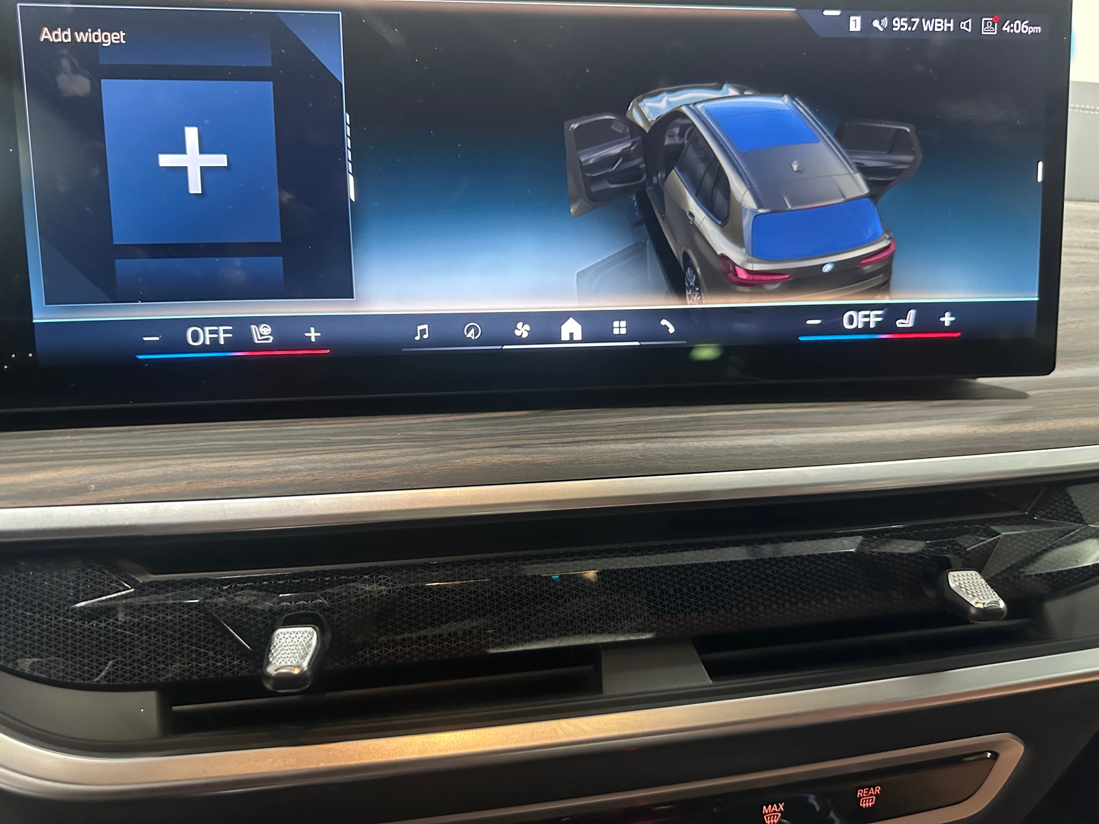 Thumbnail: 2024 BMW X5 - 3