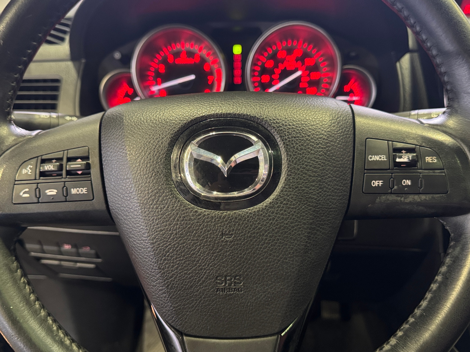 Thumbnail: 2010 Mazda CX-9 - 4