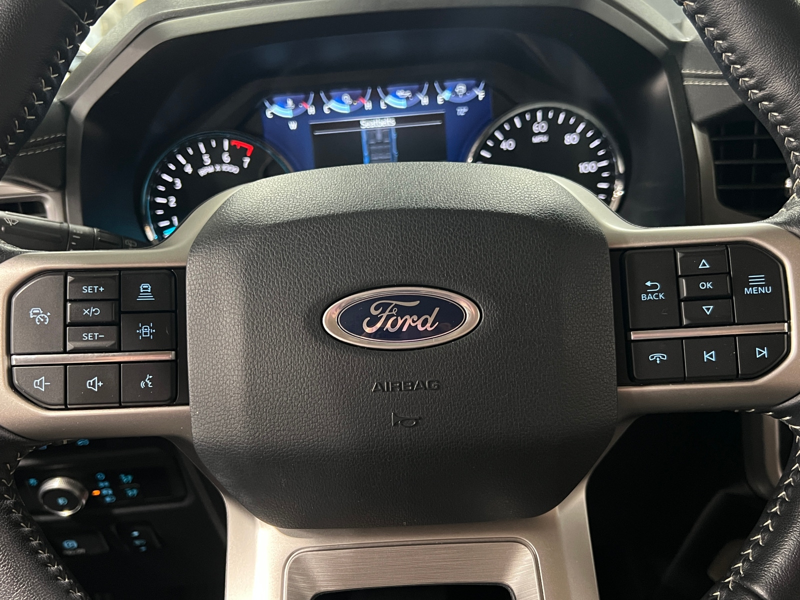 Thumbnail: 2022 Ford Expedition - 4