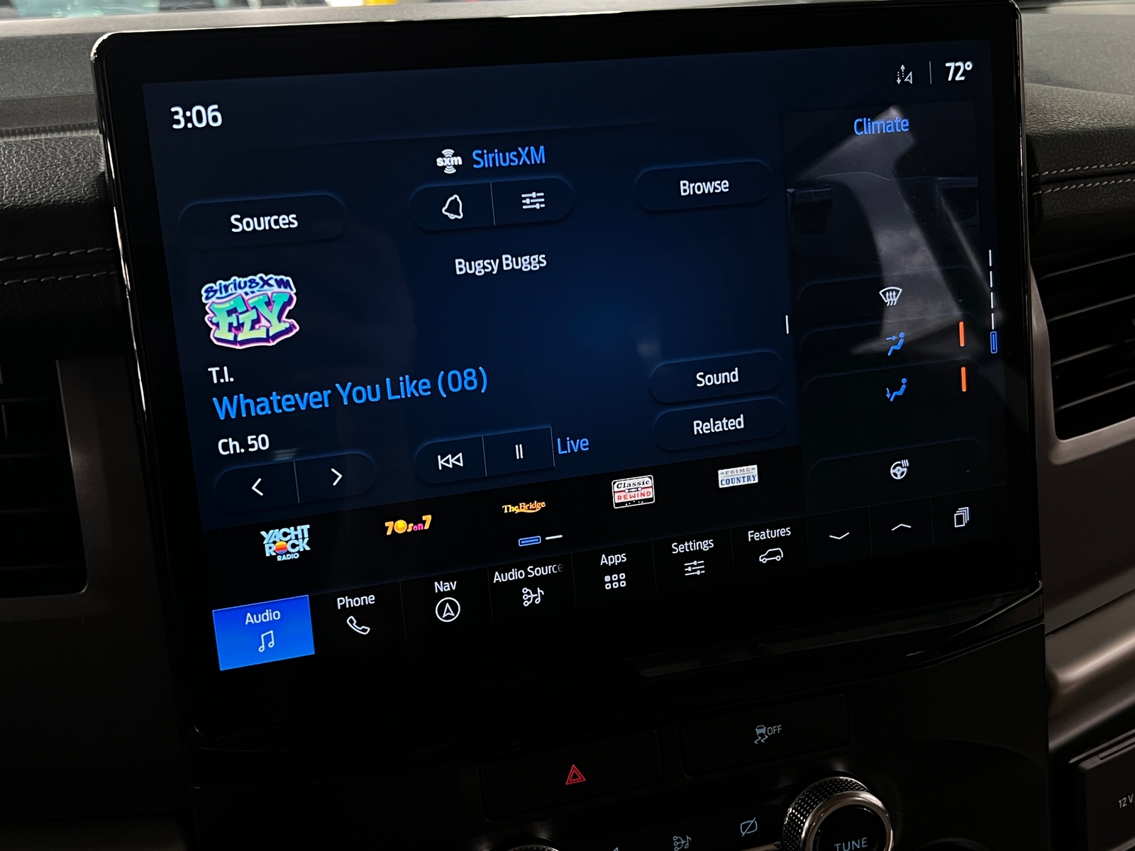 Thumbnail: 2022 Ford Expedition - 3