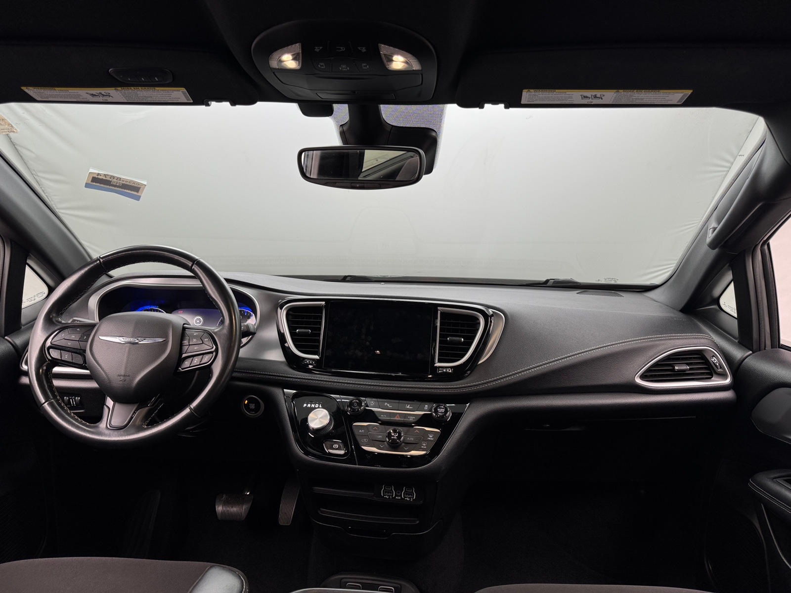 Thumbnail: 2021 Chrysler Pacifica - 3