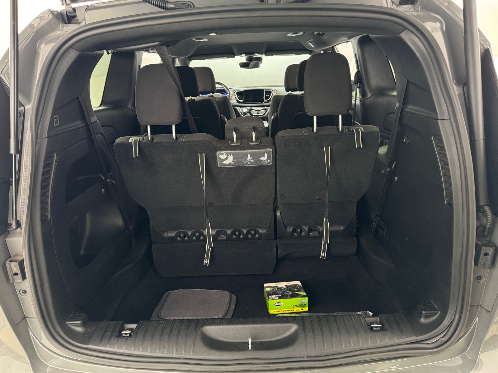 Thumbnail: 2021 Chrysler Pacifica - 7