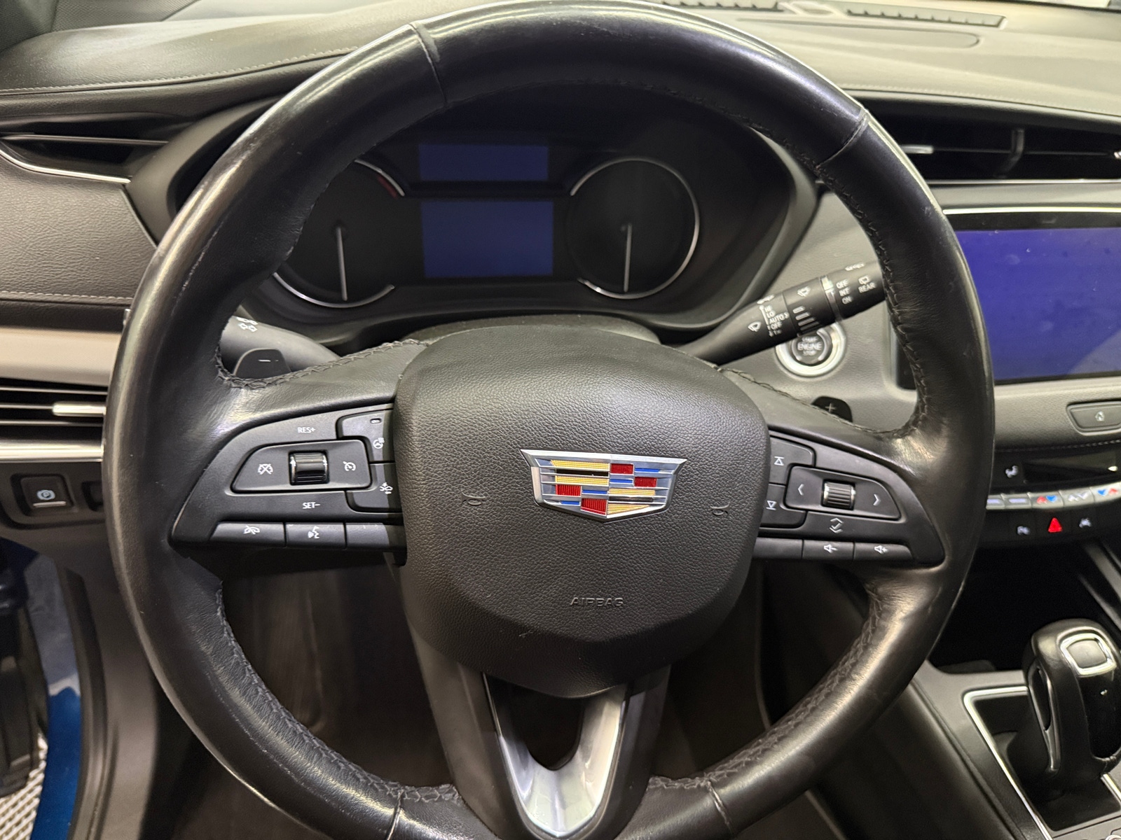 Thumbnail: 2019 Cadillac XT4 - 4