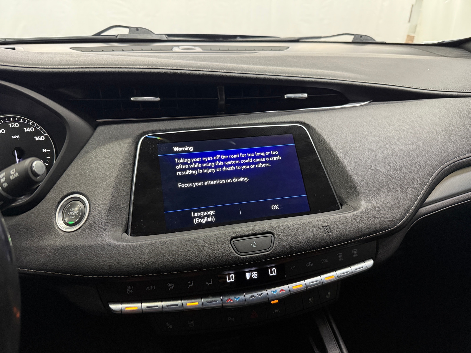 Thumbnail: 2019 Cadillac XT4 - 3