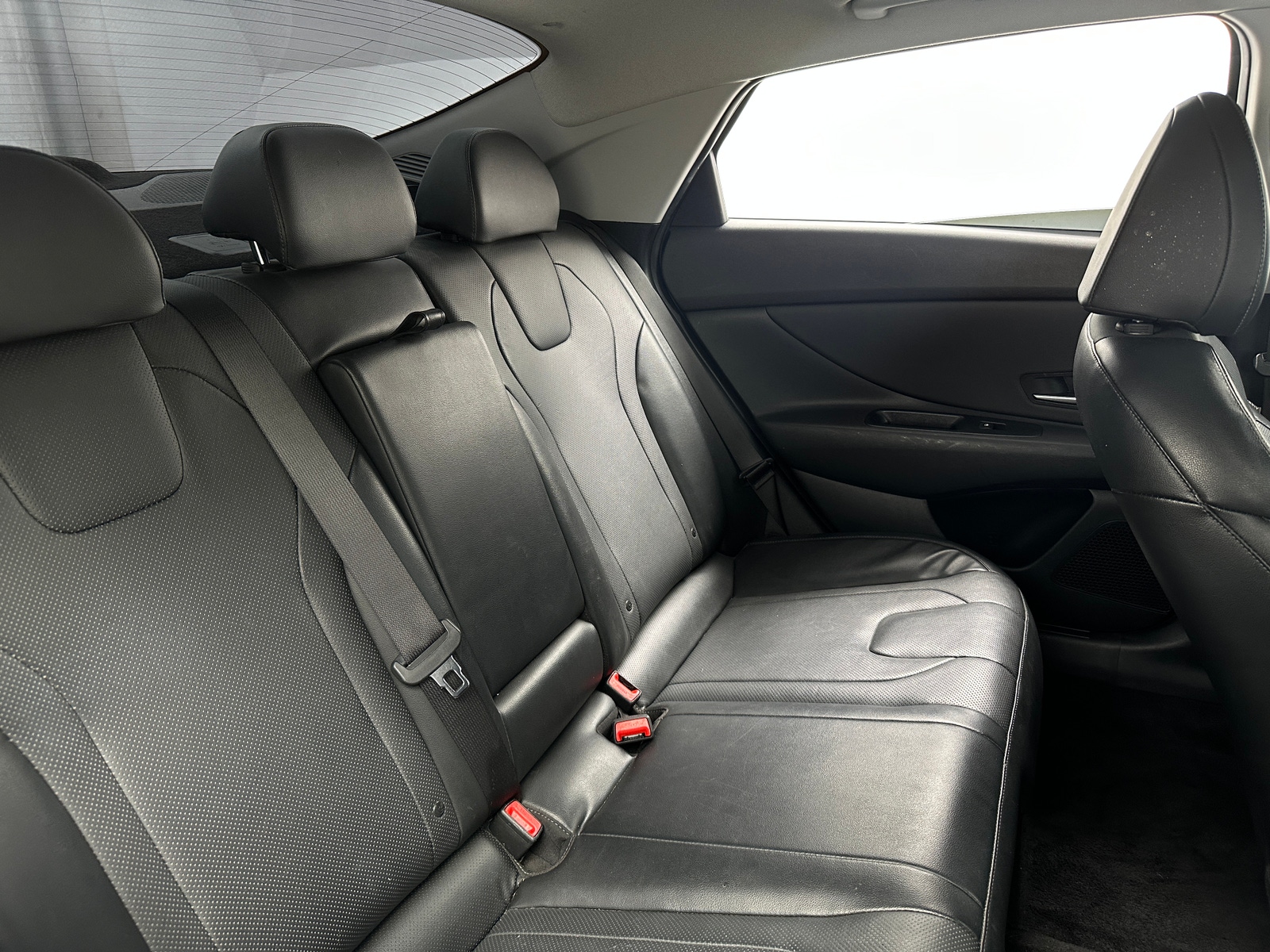 Thumbnail: 2023 Hyundai Elantra - 5