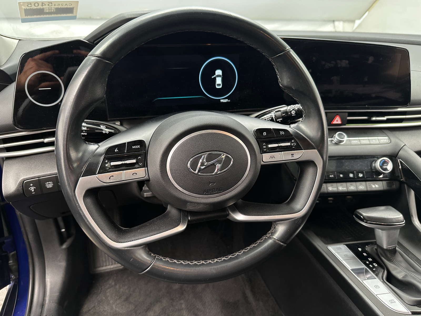 Thumbnail: 2023 Hyundai Elantra - 4