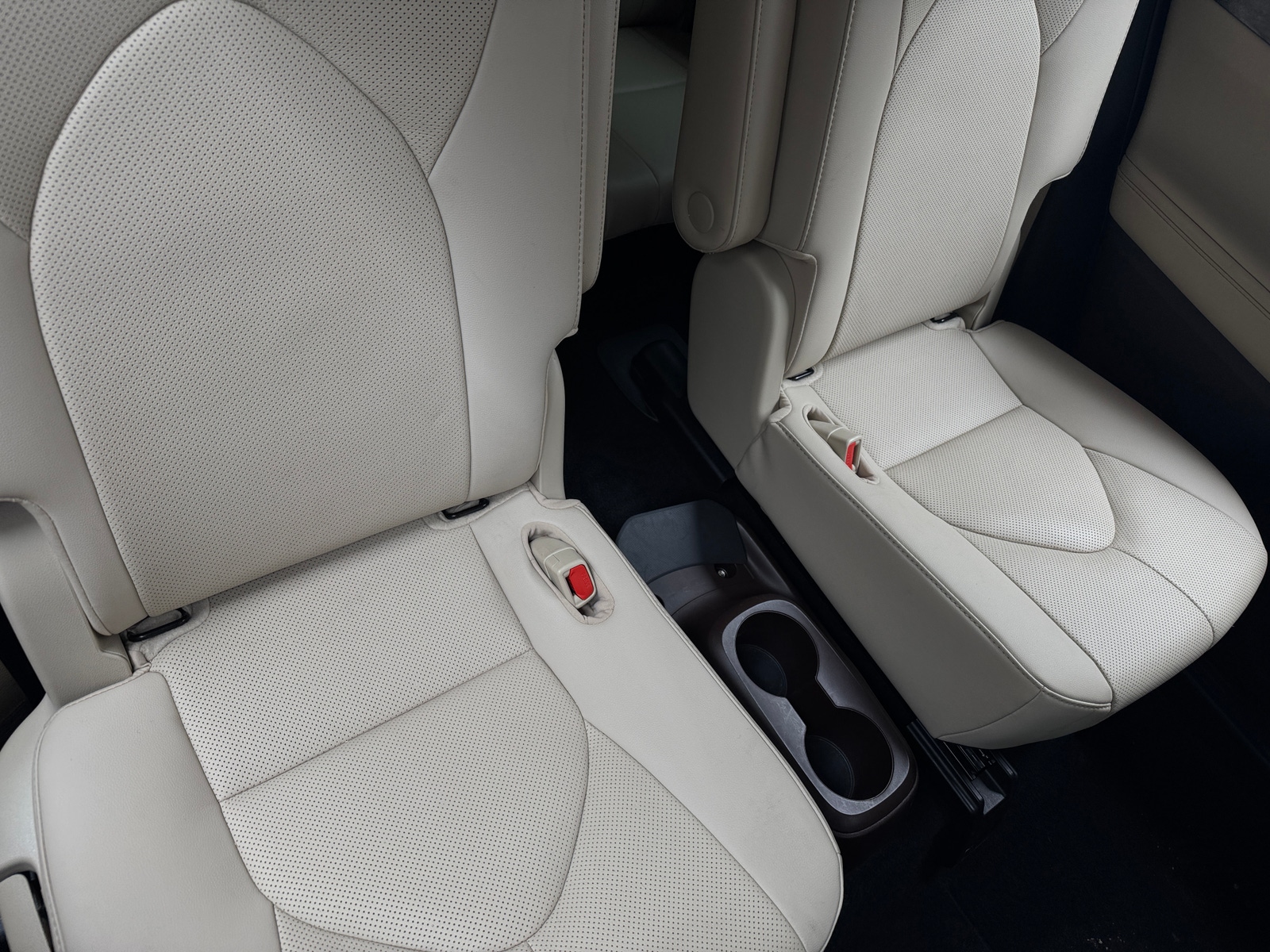 Thumbnail: 2021 Toyota Highlander - 5