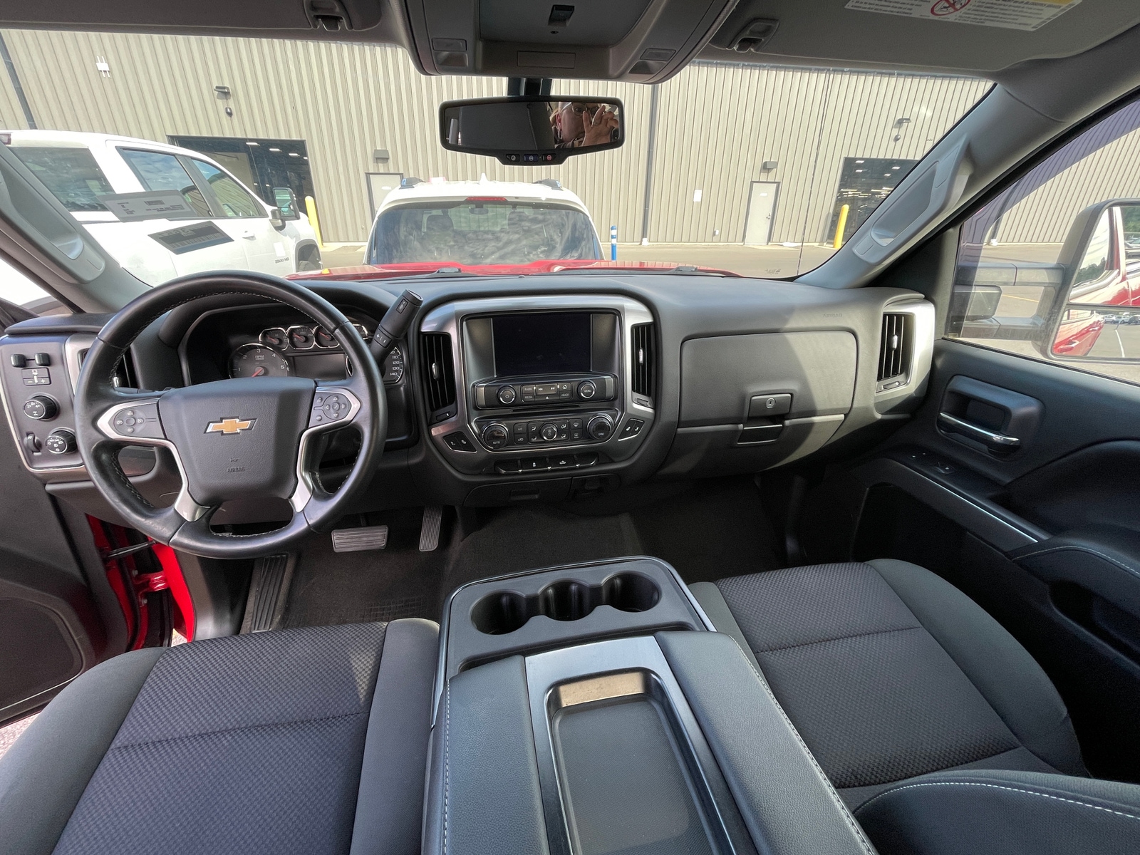 Thumbnail: 2015 Chevrolet Silverado 2500 - 3