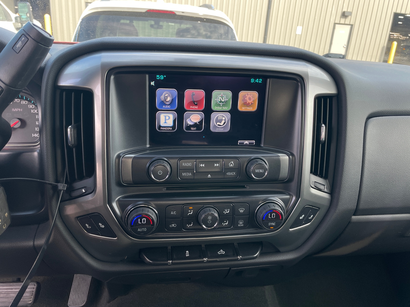 Thumbnail: 2015 Chevrolet Silverado 2500 - 4