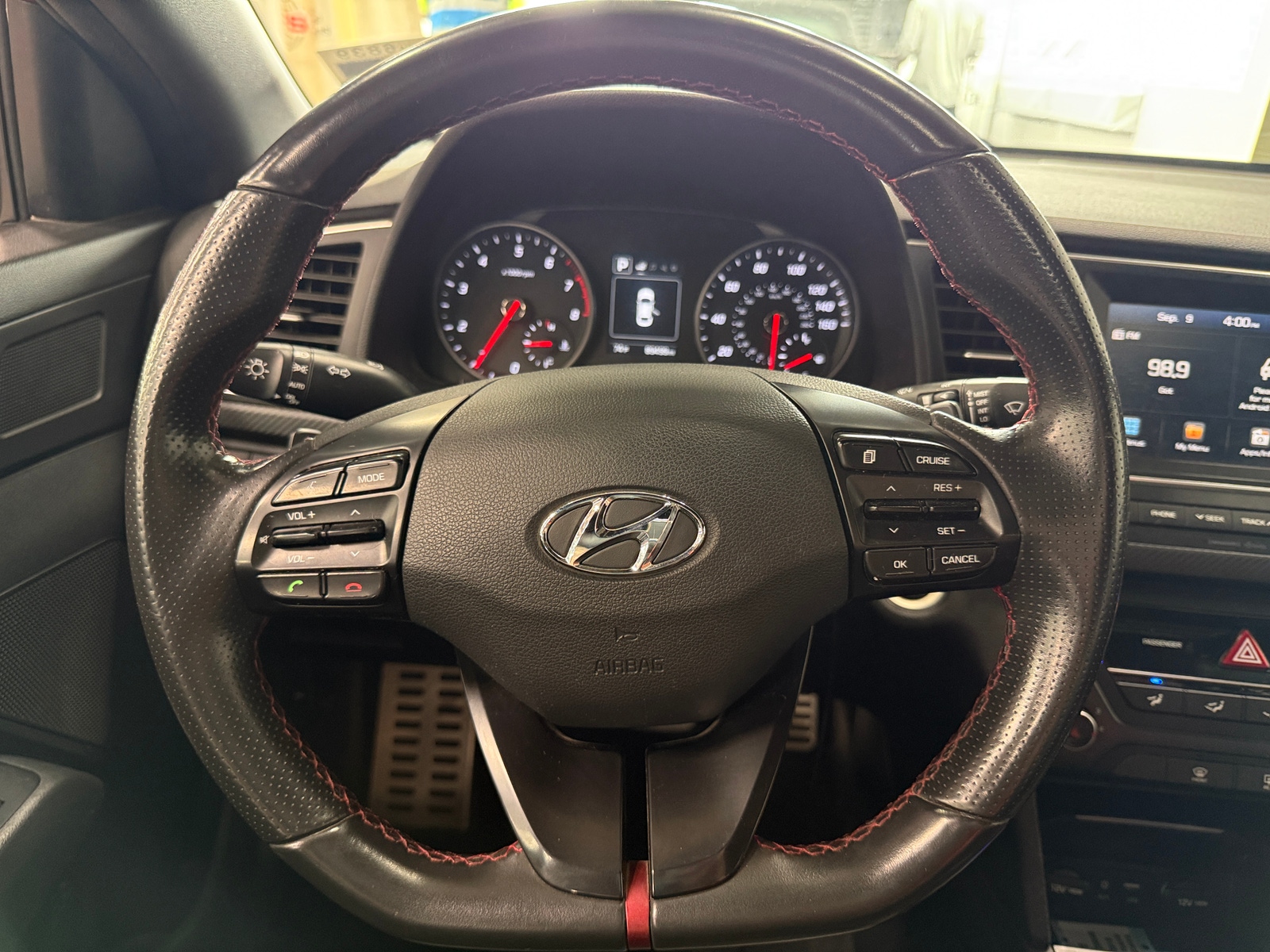 Thumbnail: 2018 Hyundai Elantra - 4