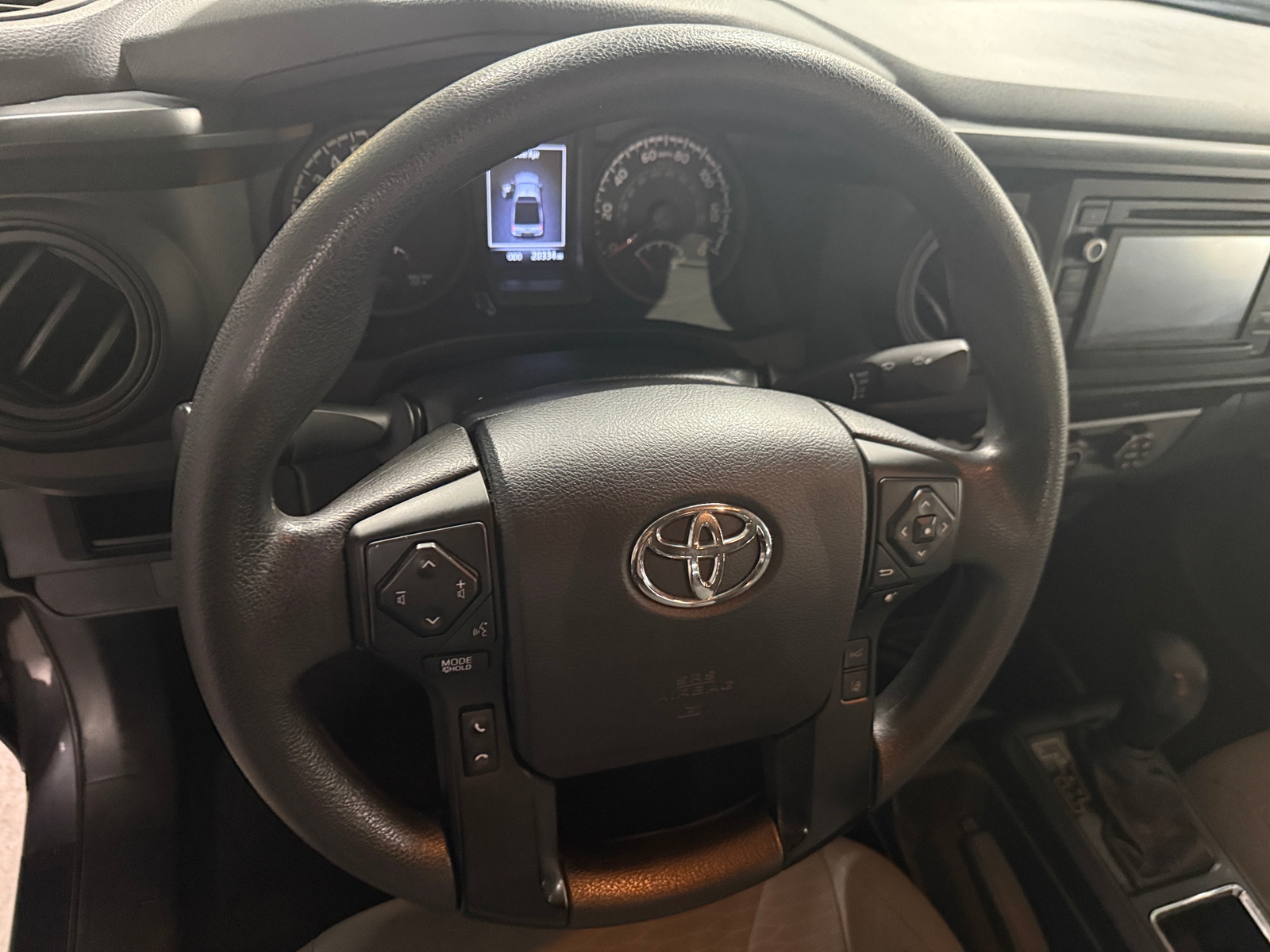 Thumbnail: 2019 Toyota Tacoma - 5