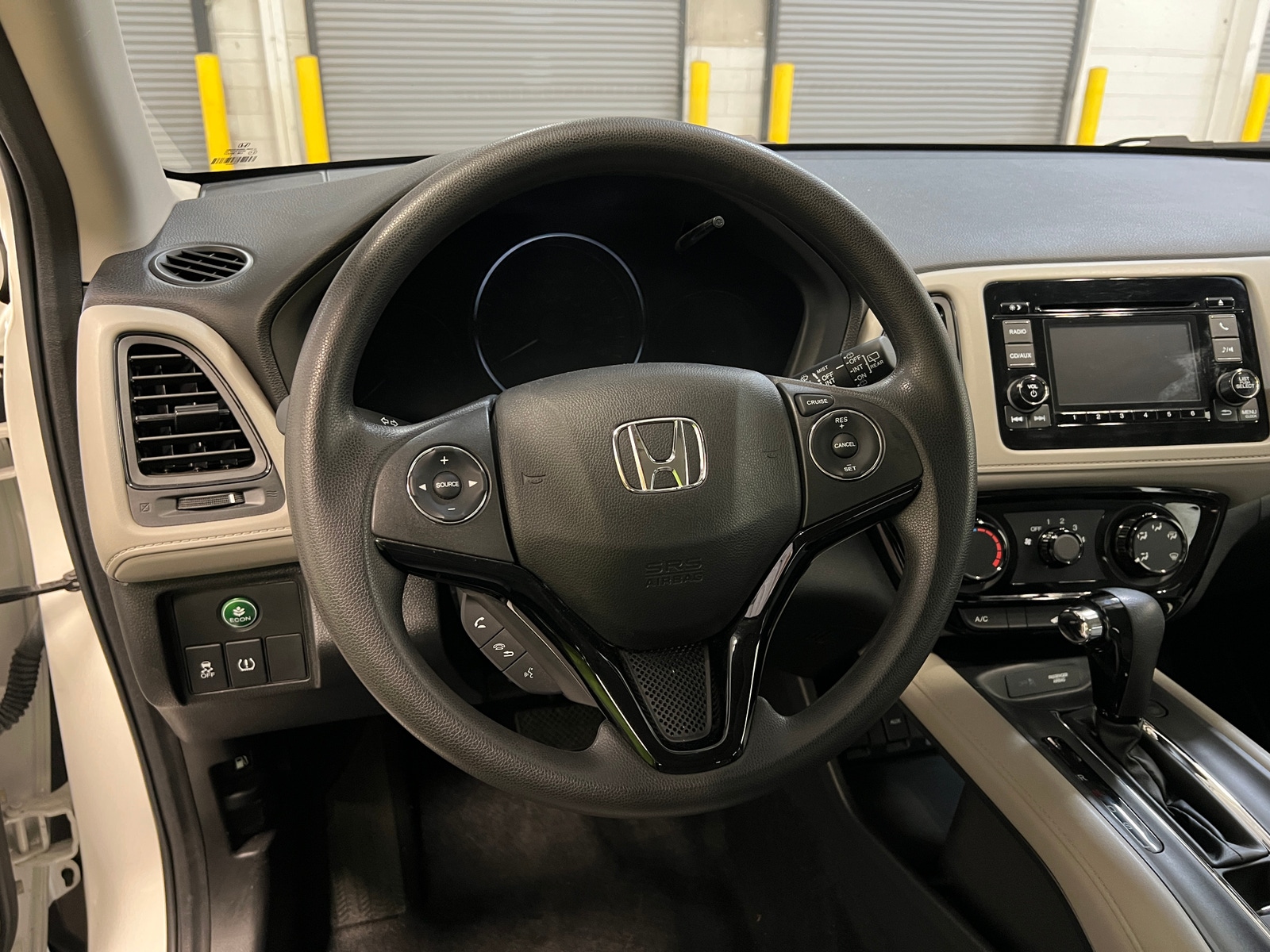 Thumbnail: 2016 Honda HR-V - 5