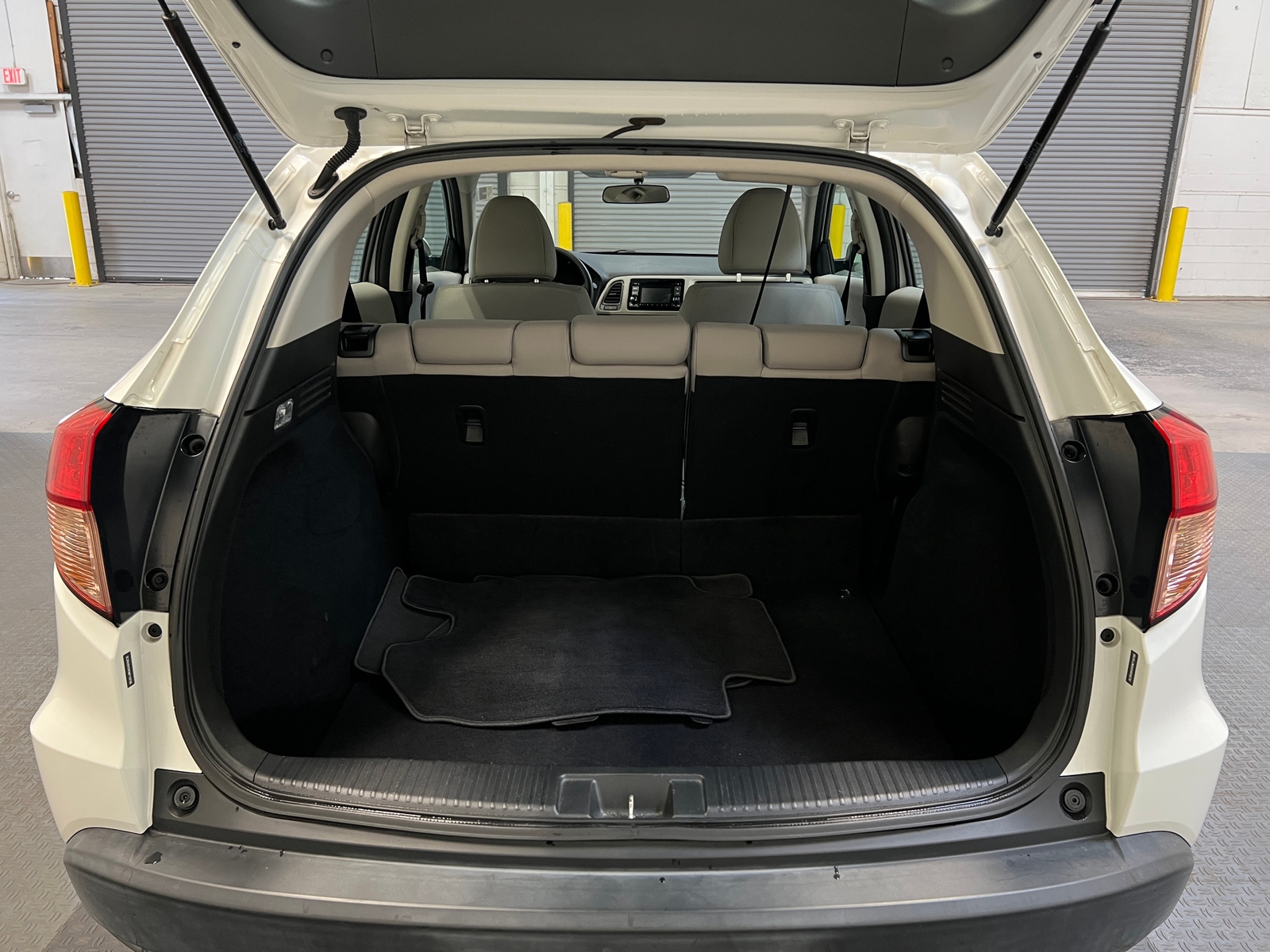 Thumbnail: 2016 Honda HR-V - 7