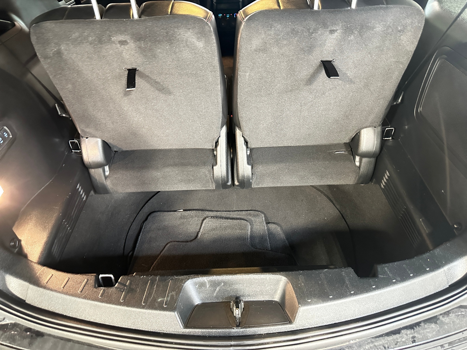 Thumbnail: 2018 Ford Explorer - 6