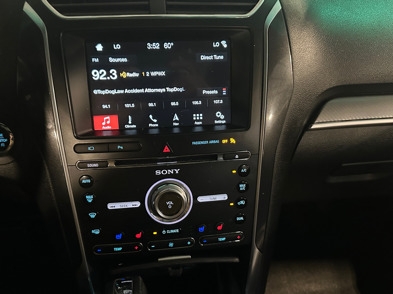Thumbnail: 2018 Ford Explorer - 3
