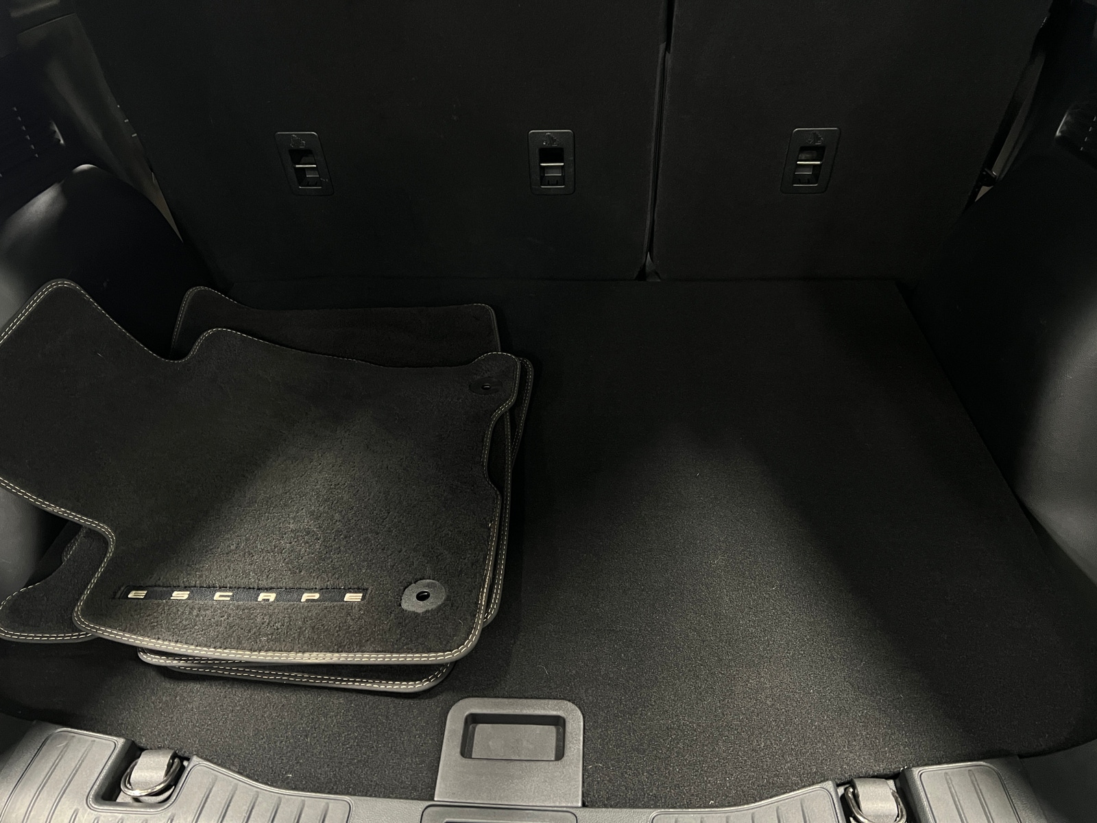 Thumbnail: 2021 Ford Escape - 6