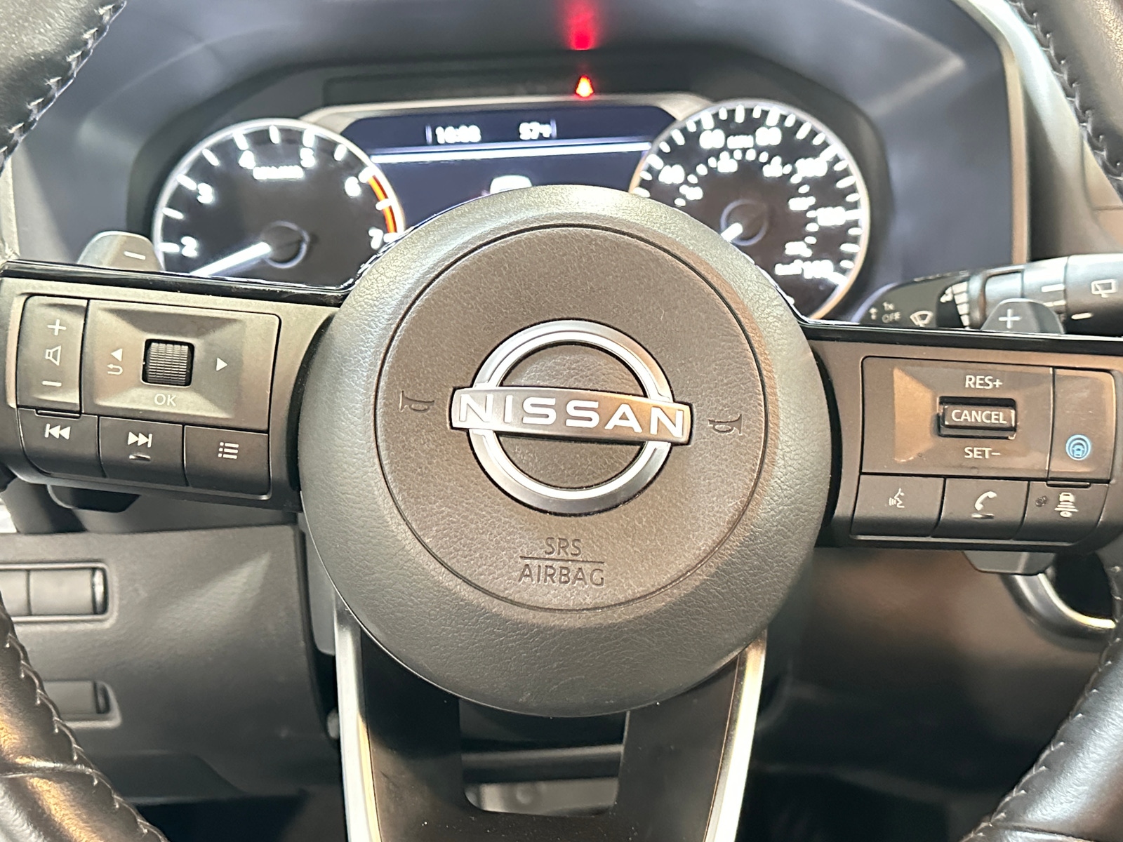 Thumbnail: 2023 Nissan Rogue - 5