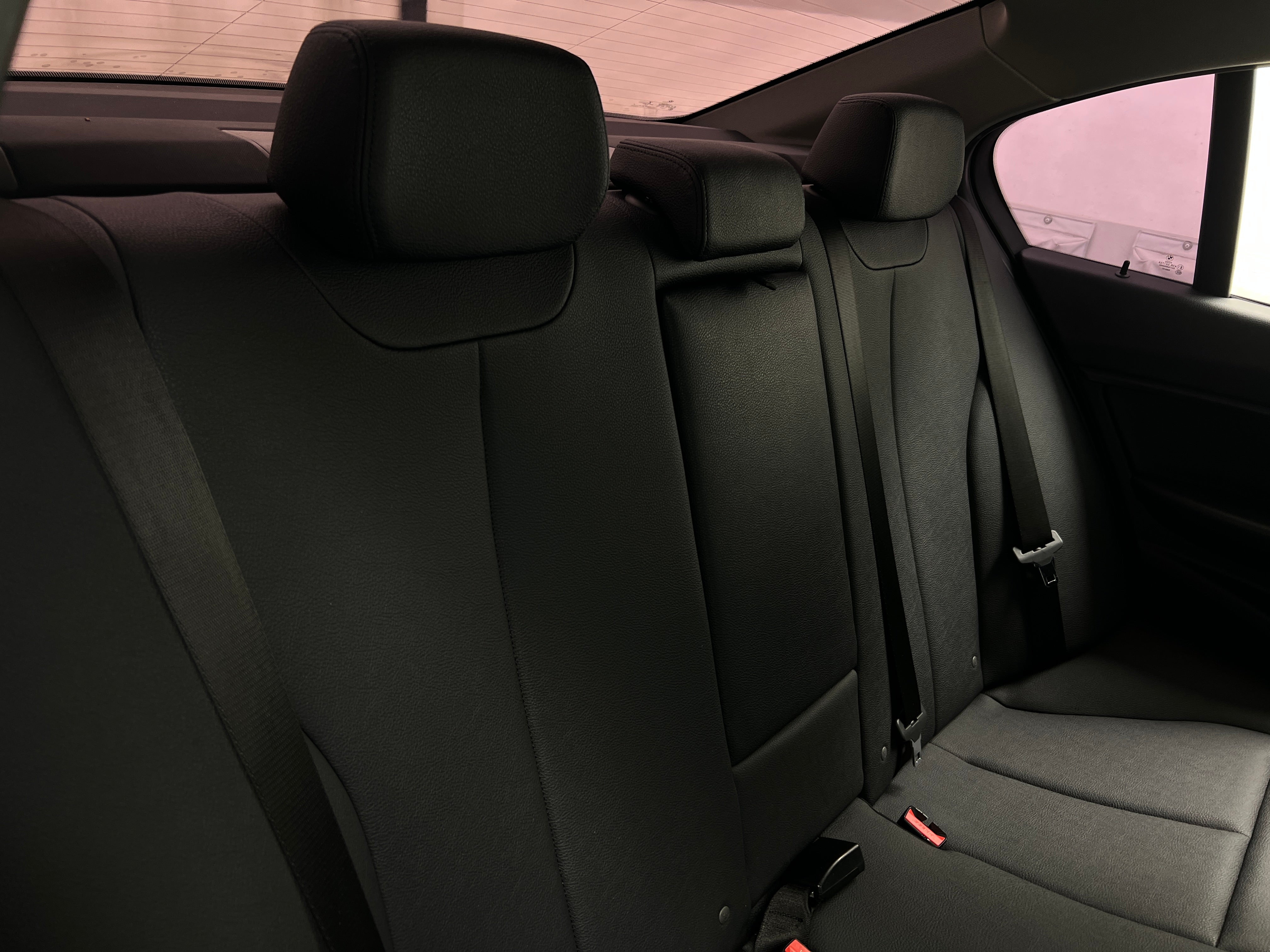 2018 BMW 3 Series 320i
