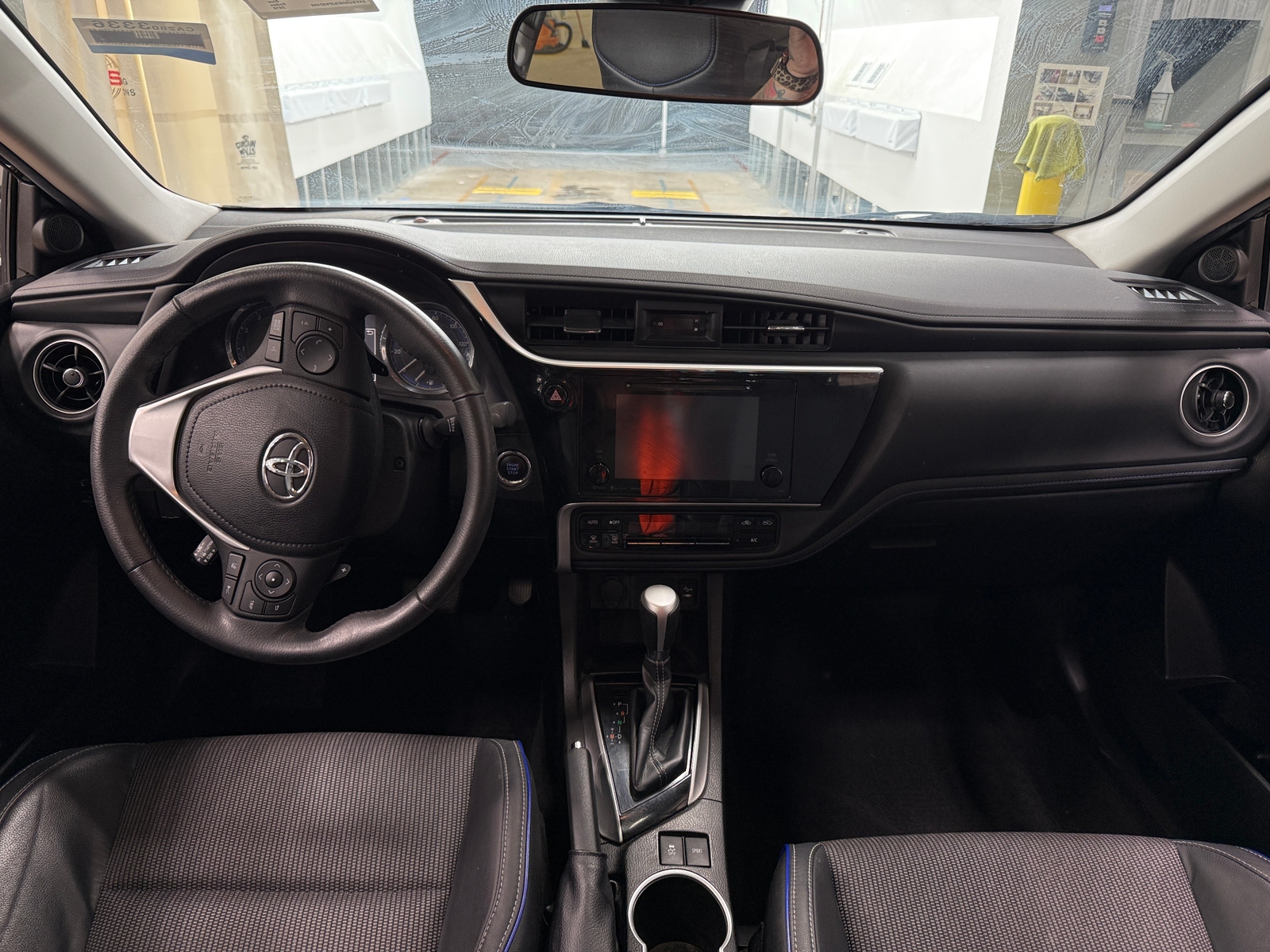Thumbnail: 2018 Toyota Corolla - 3