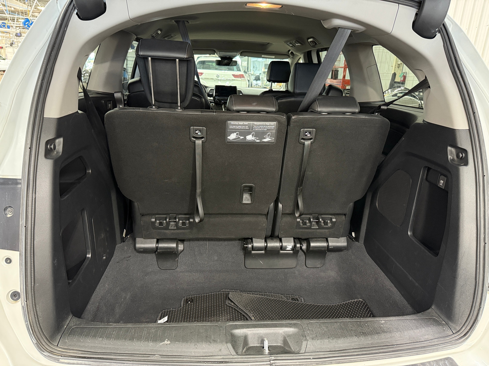 Thumbnail: 2022 Honda Odyssey - 6