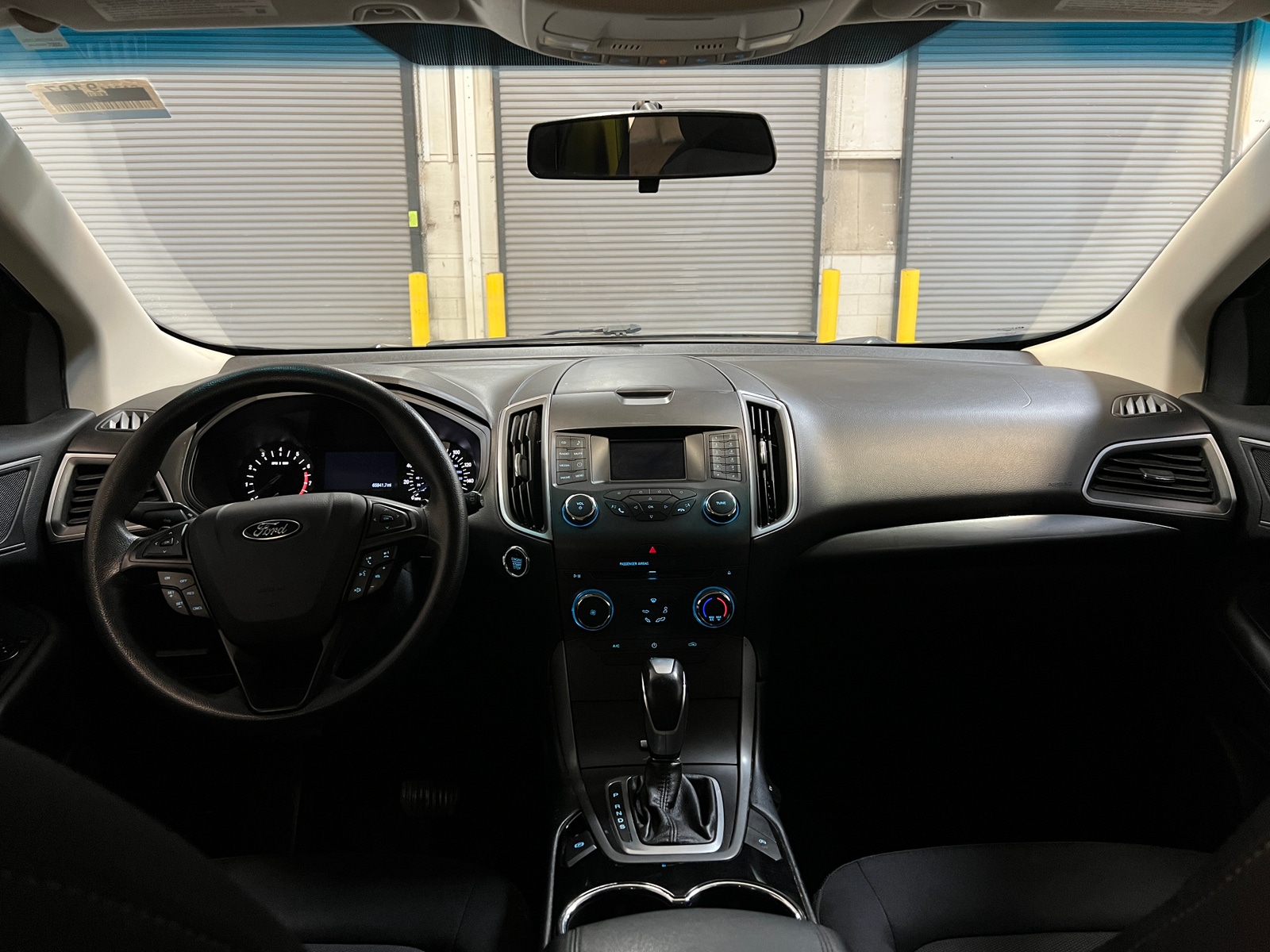 Thumbnail: 2017 Ford Edge - 3