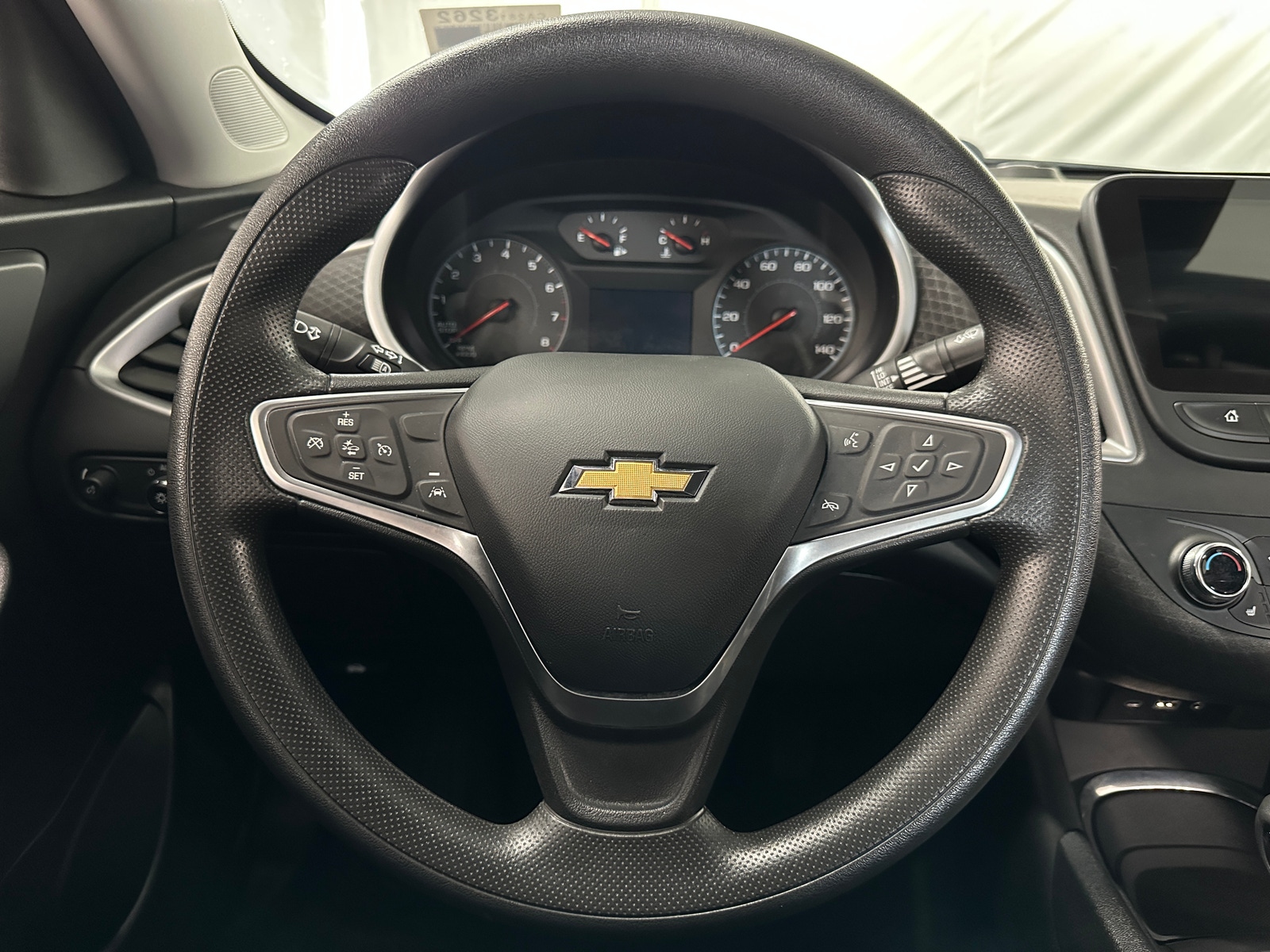 Thumbnail: 2023 Chevrolet Malibu - 5