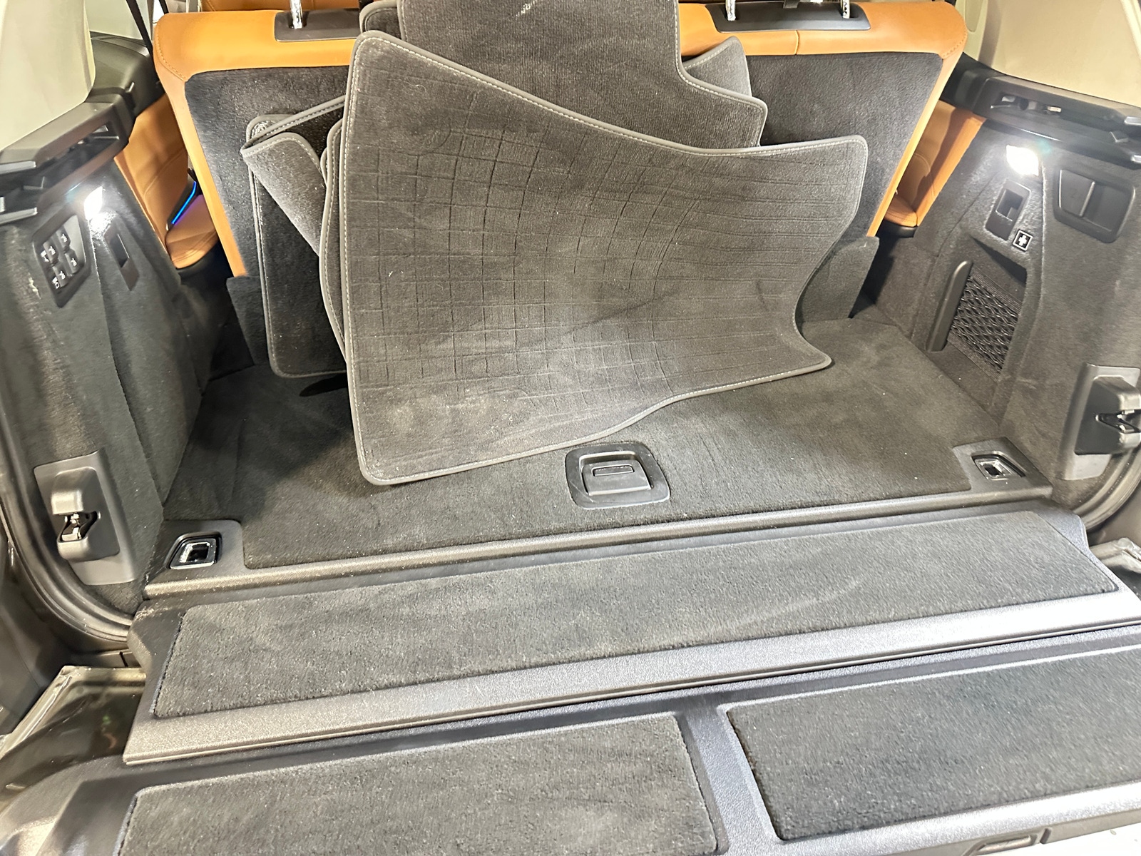 Thumbnail: 2023 BMW X7 - 6