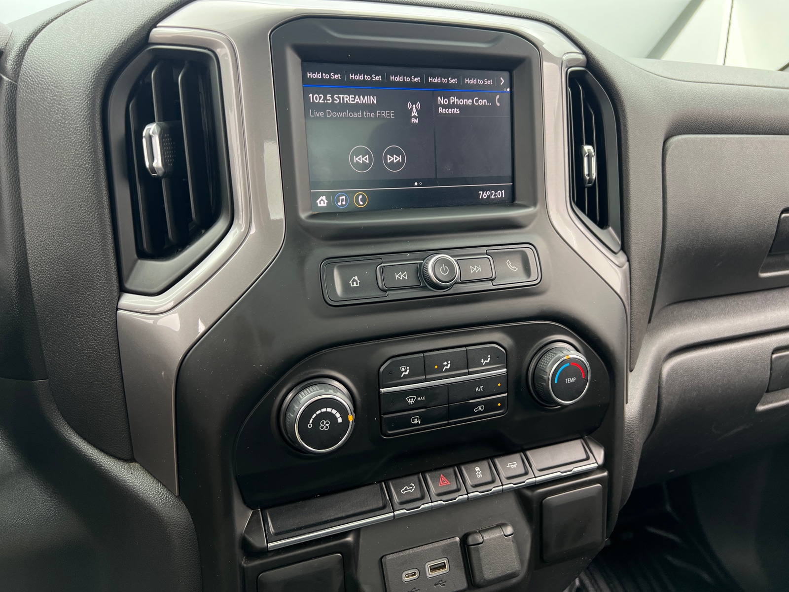 Thumbnail: 2021 Chevrolet Silverado 1500 - 4