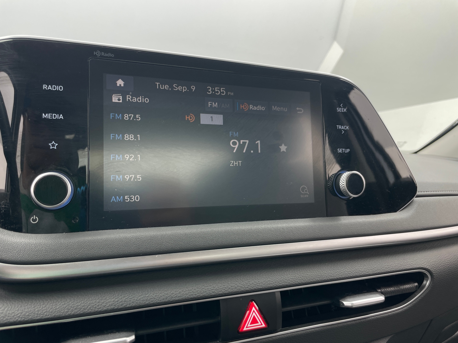 Thumbnail: 2022 Hyundai Sonata - 4