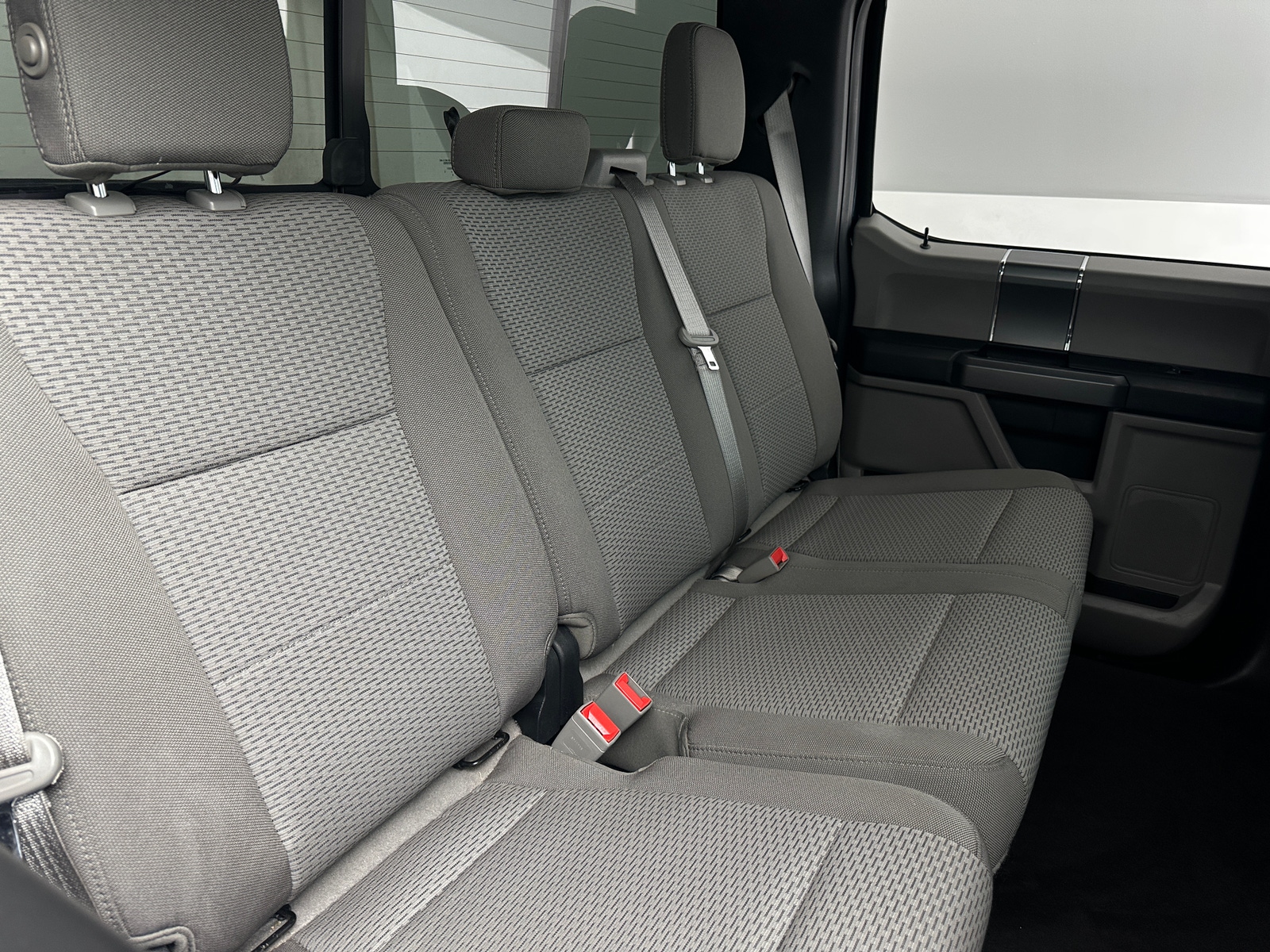 Thumbnail: 2018 Ford Econoline - 6