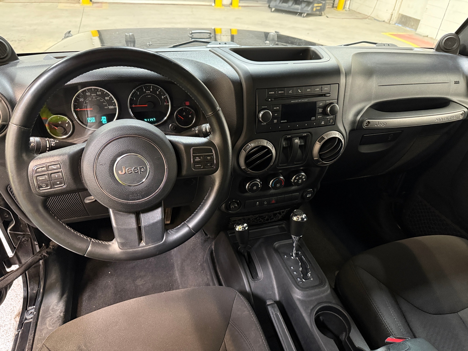 Thumbnail: 2014 Jeep Wrangler - 3