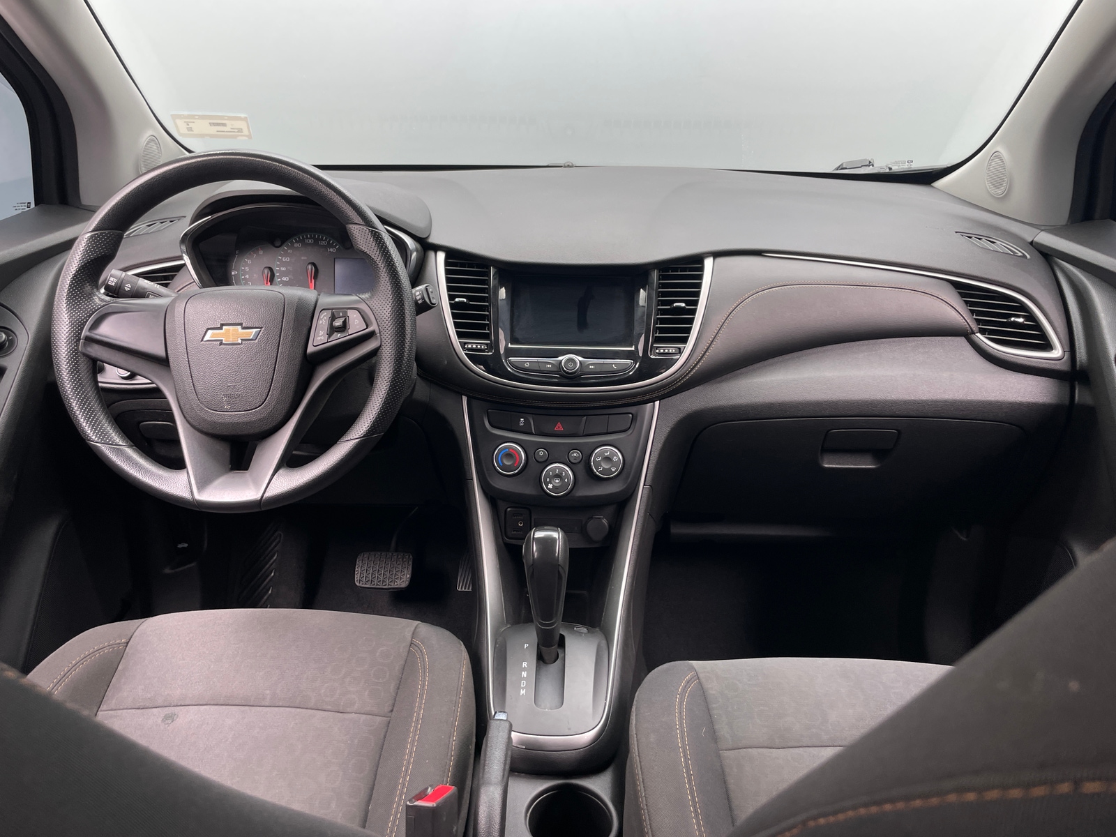 Thumbnail: 2018 Chevrolet Trax - 3