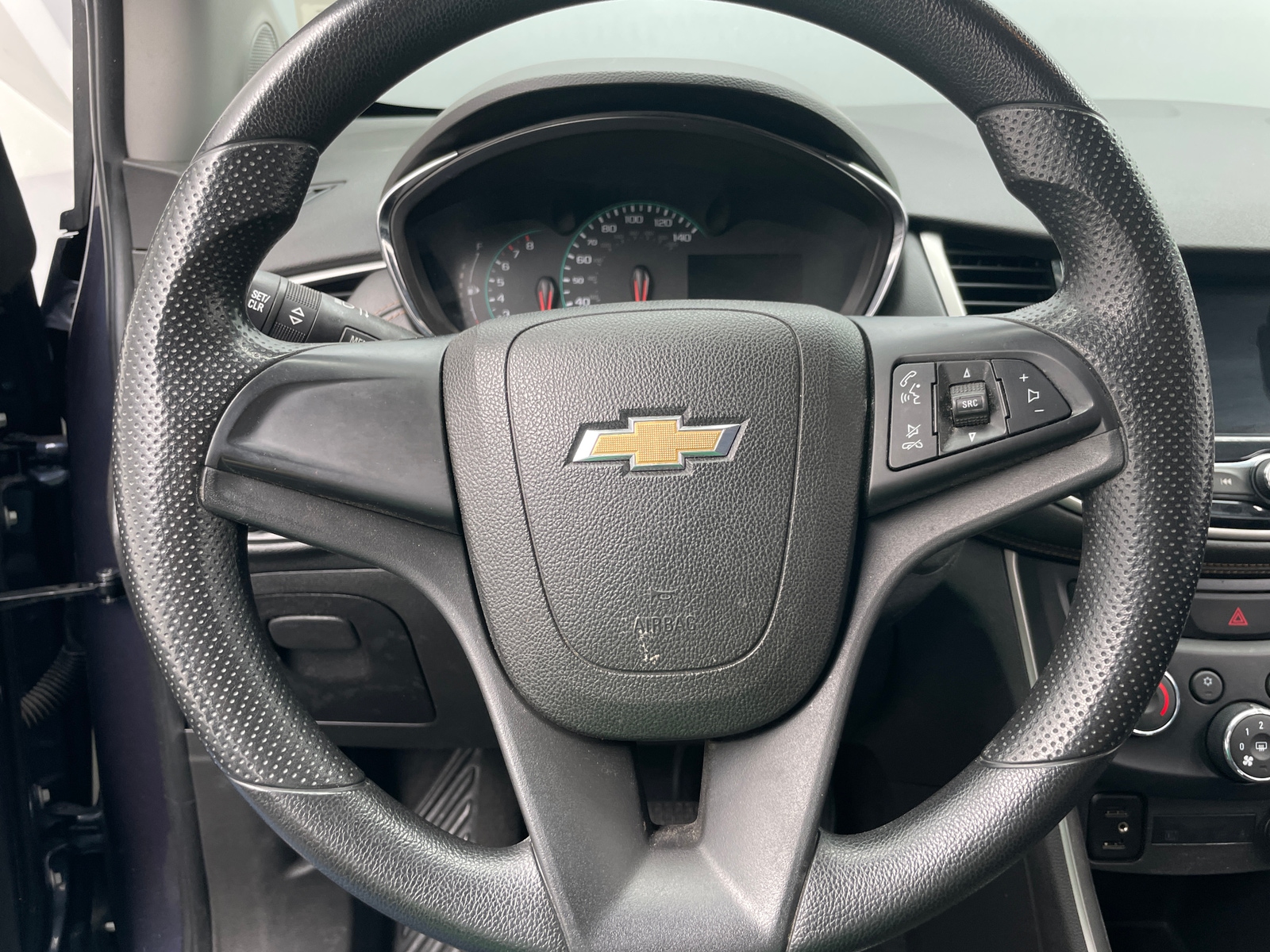 Thumbnail: 2018 Chevrolet Trax - 5