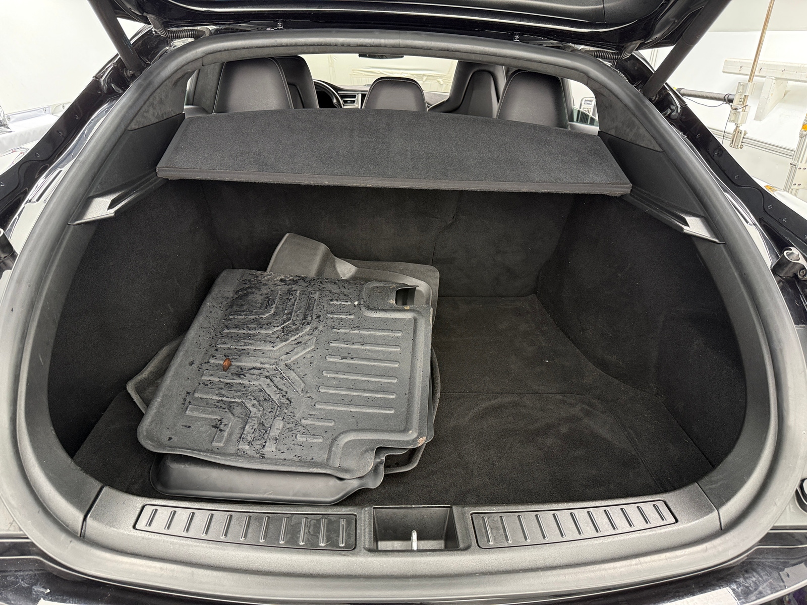 Thumbnail: 2016 Tesla Model S - 5