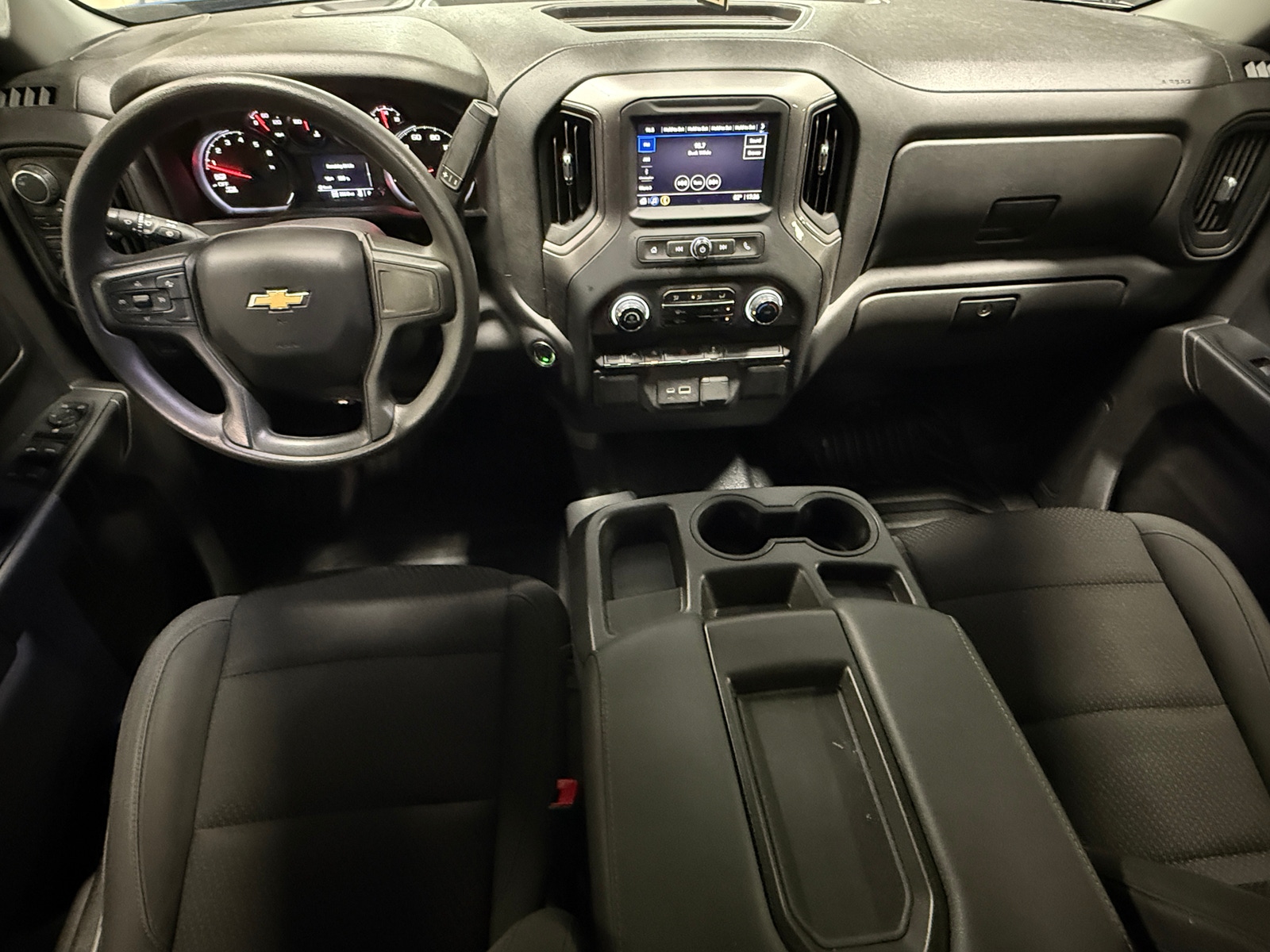 Thumbnail: 2023 Chevrolet Silverado 1500 - 3