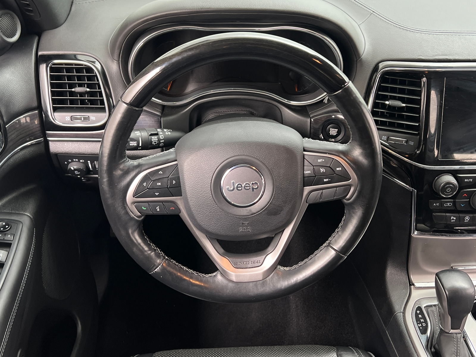 Thumbnail: 2019 Jeep Grand Cherokee - 4