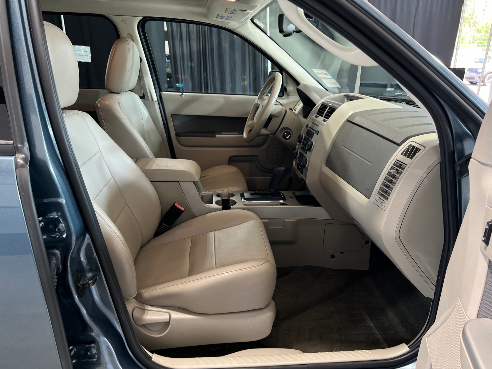 Thumbnail: 2011 Ford Escape - 2