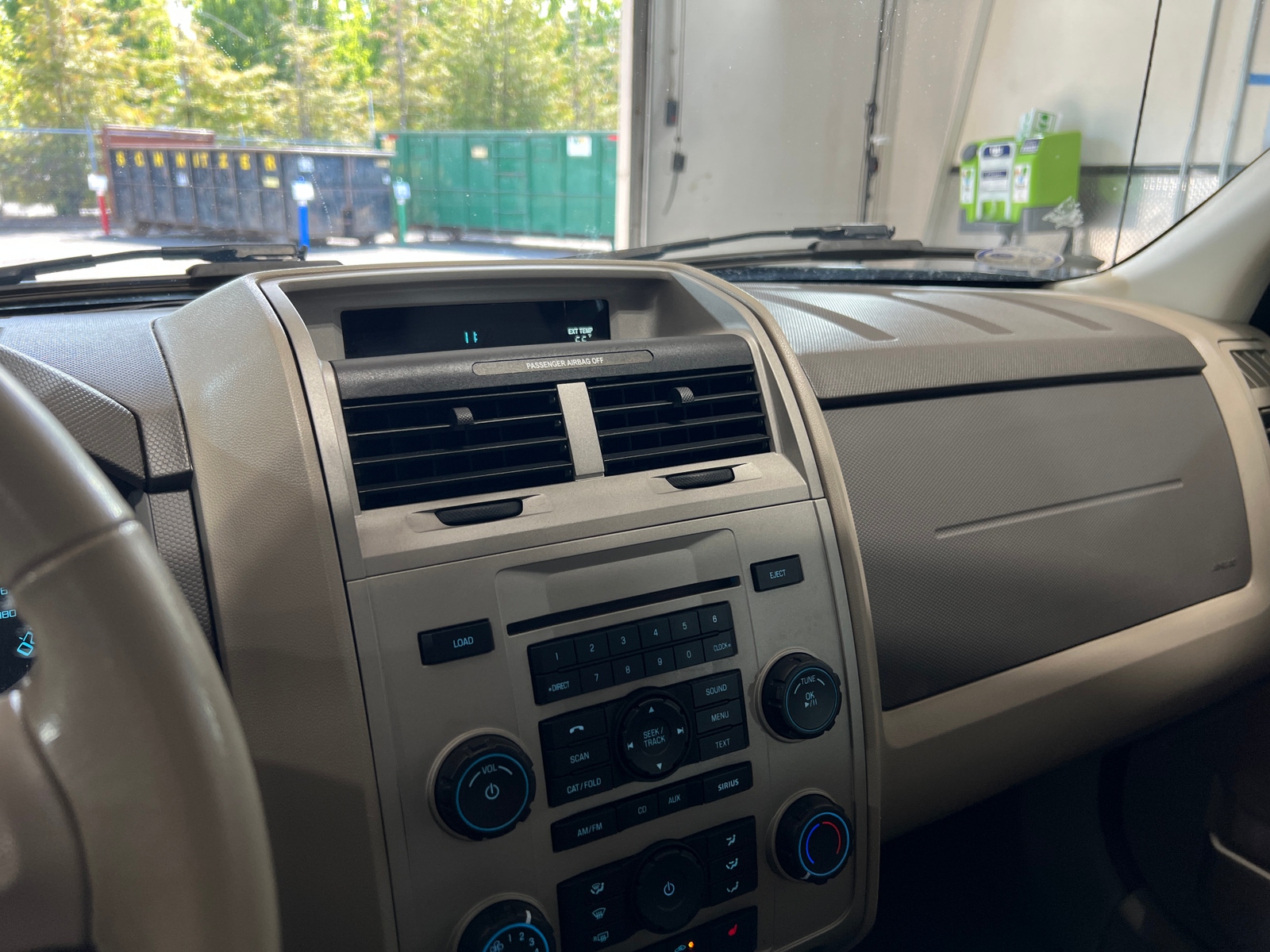Thumbnail: 2011 Ford Escape - 4