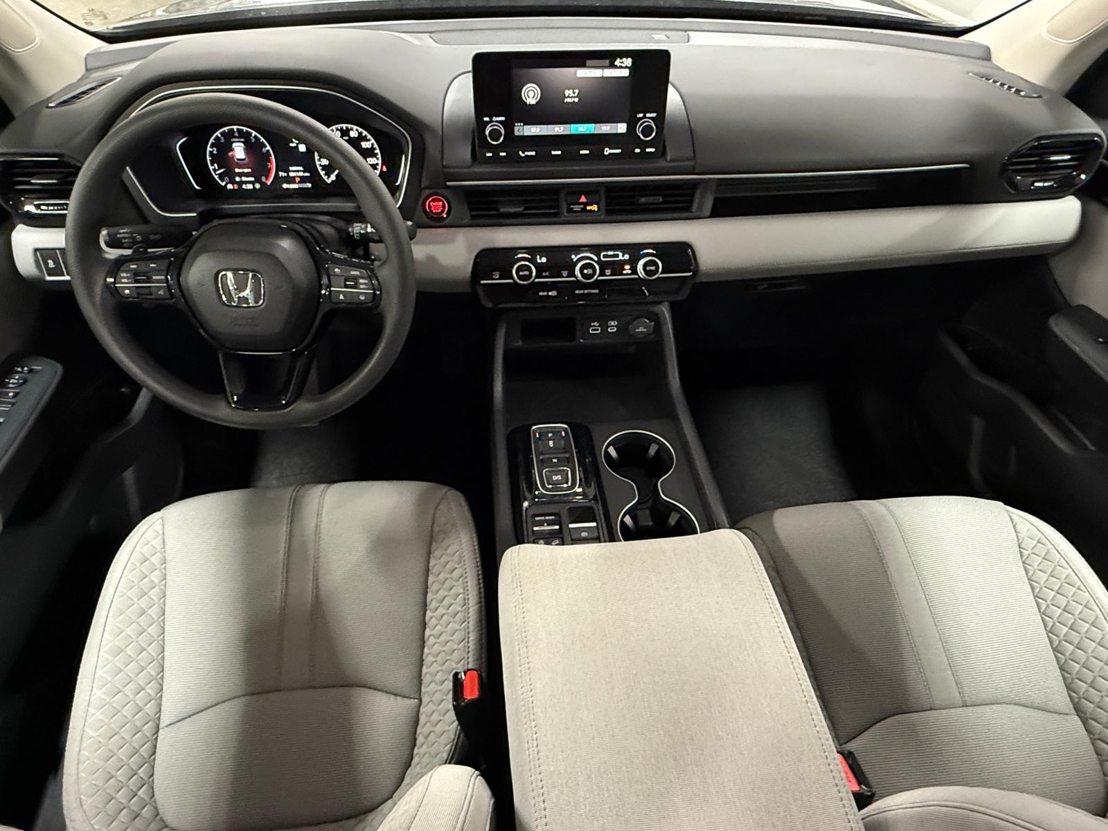 Thumbnail: 2023 Honda Pilot - 3