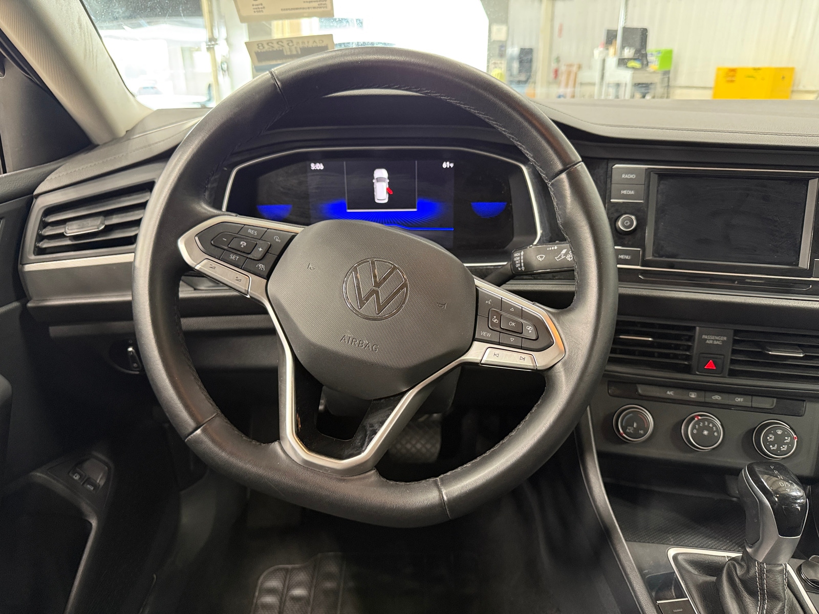 Thumbnail: 2024 Volkswagen Jetta - 5