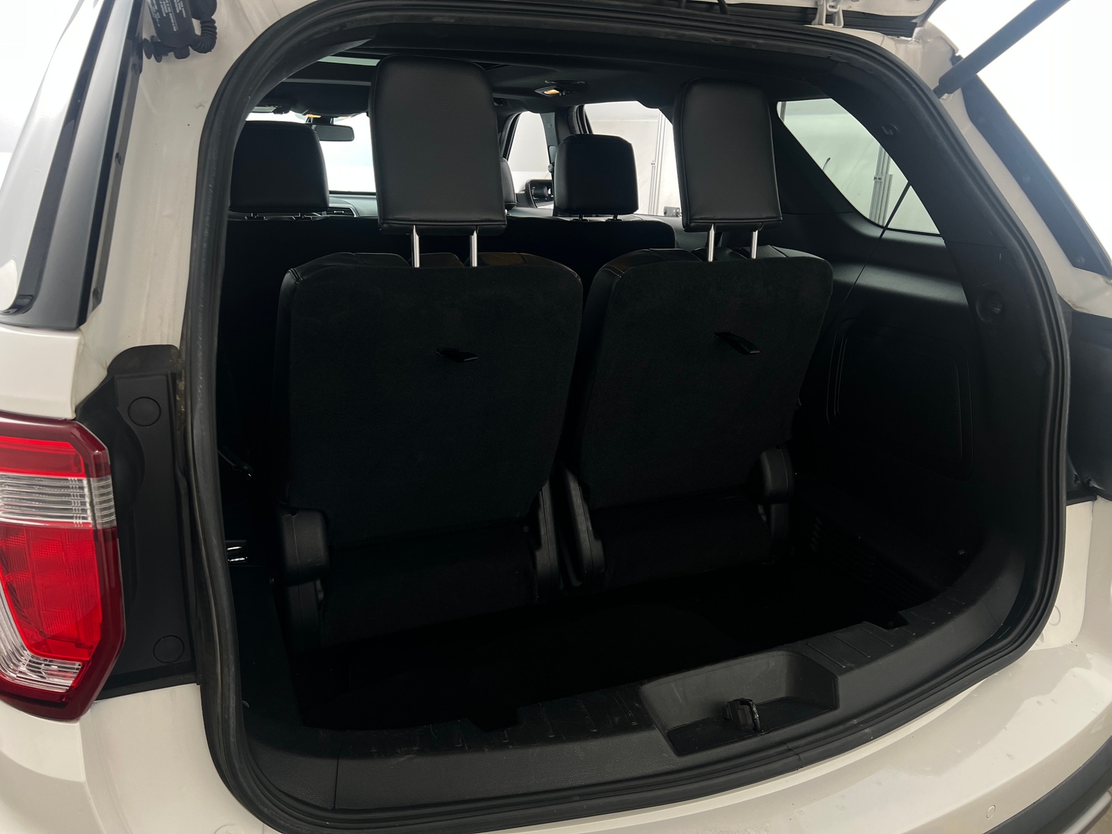 Thumbnail: 2017 Ford Explorer - 6