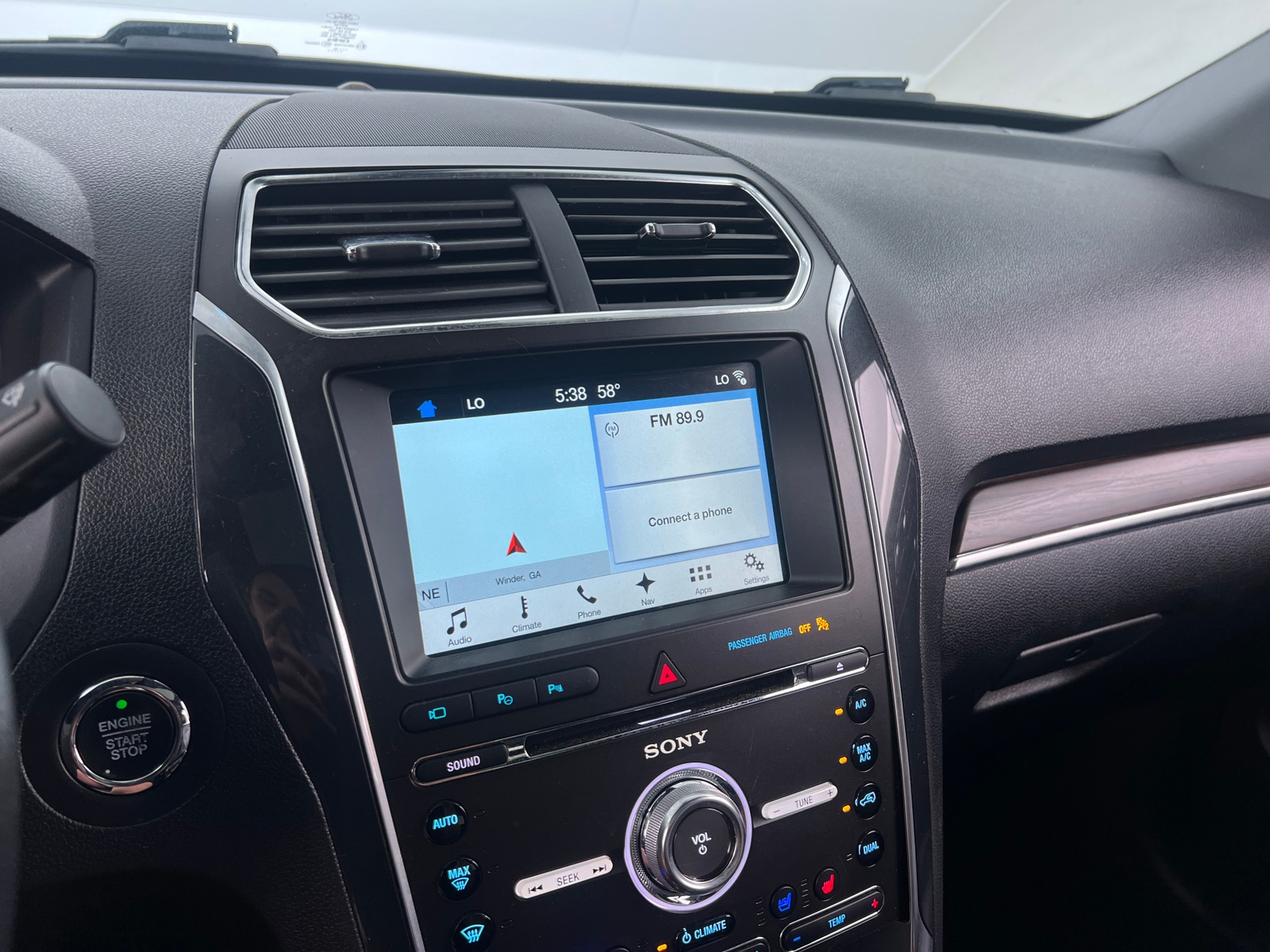 Thumbnail: 2017 Ford Explorer - 3