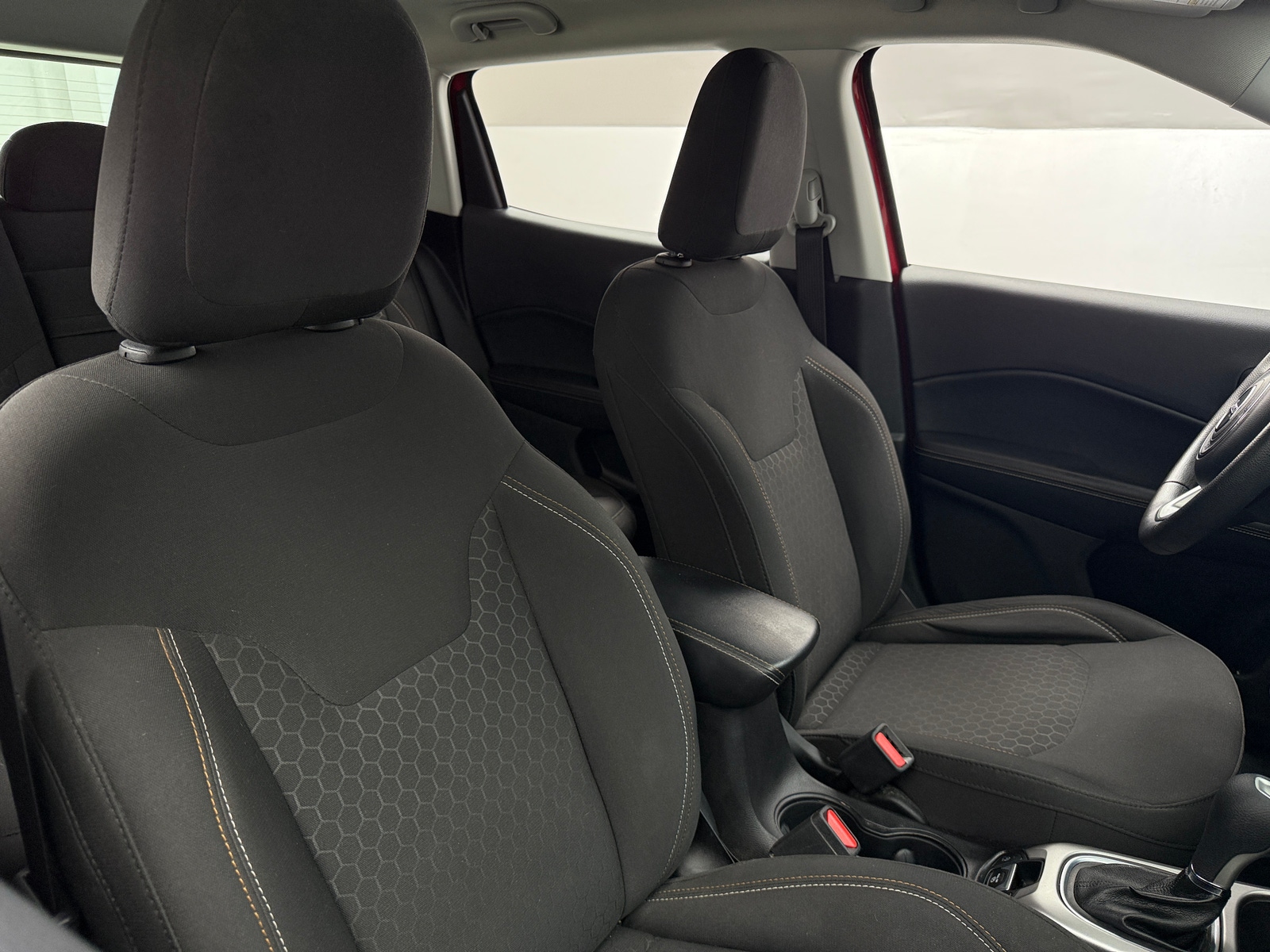 Thumbnail: 2020 Jeep Compass - 2