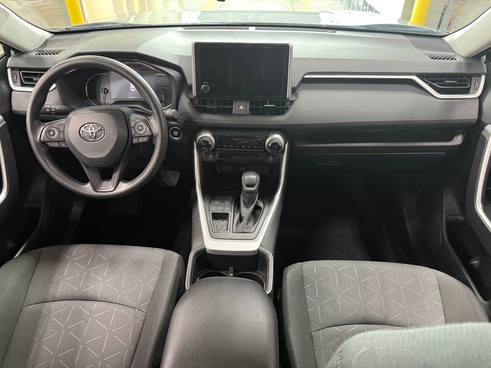 Thumbnail: 2024 Toyota RAV4 - 3