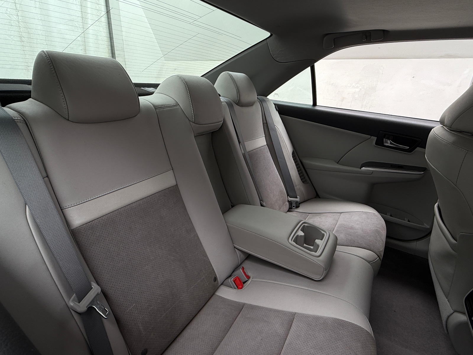 Thumbnail: 2012 Toyota Camry - 6